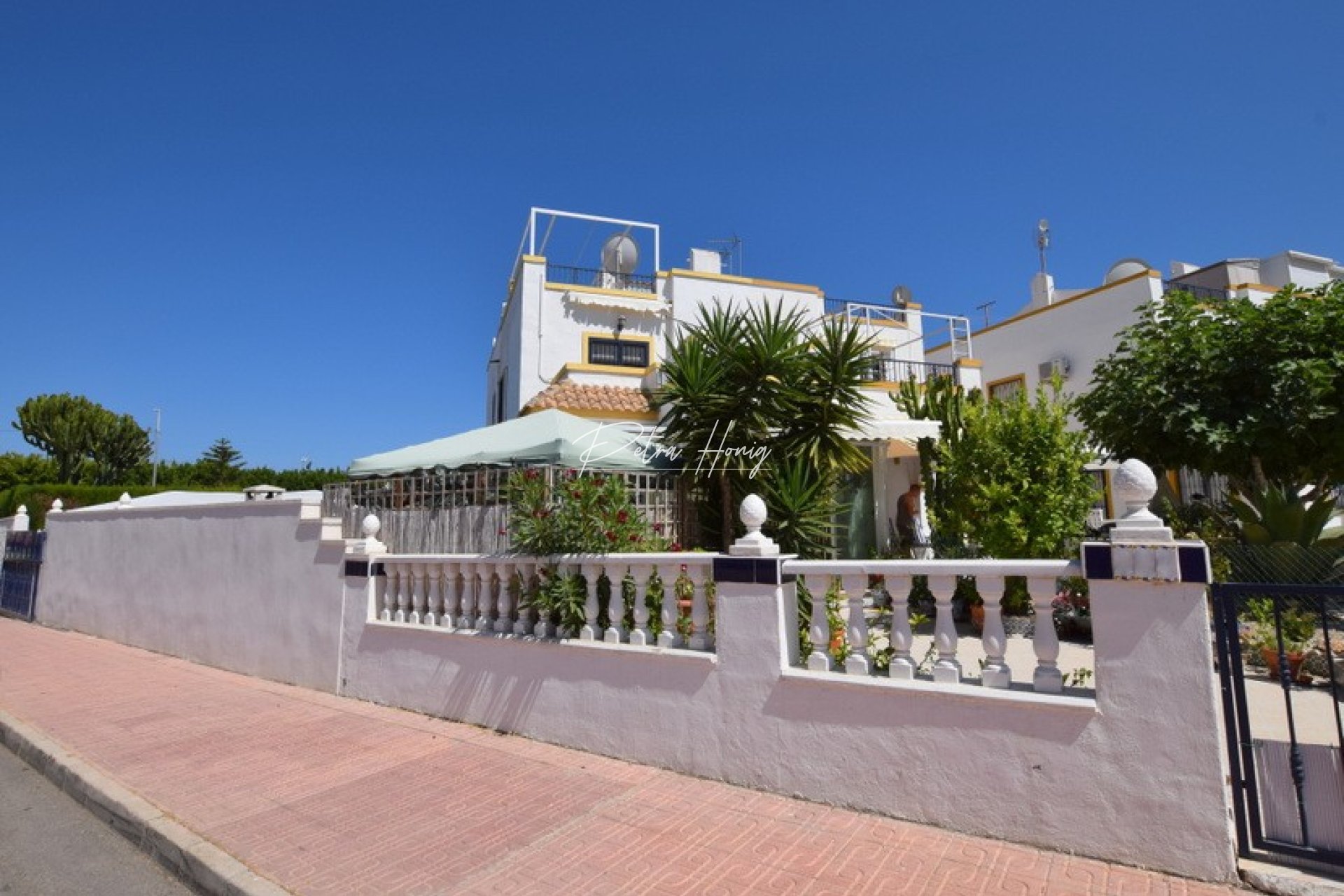 Resales - Townhouse - La Florida