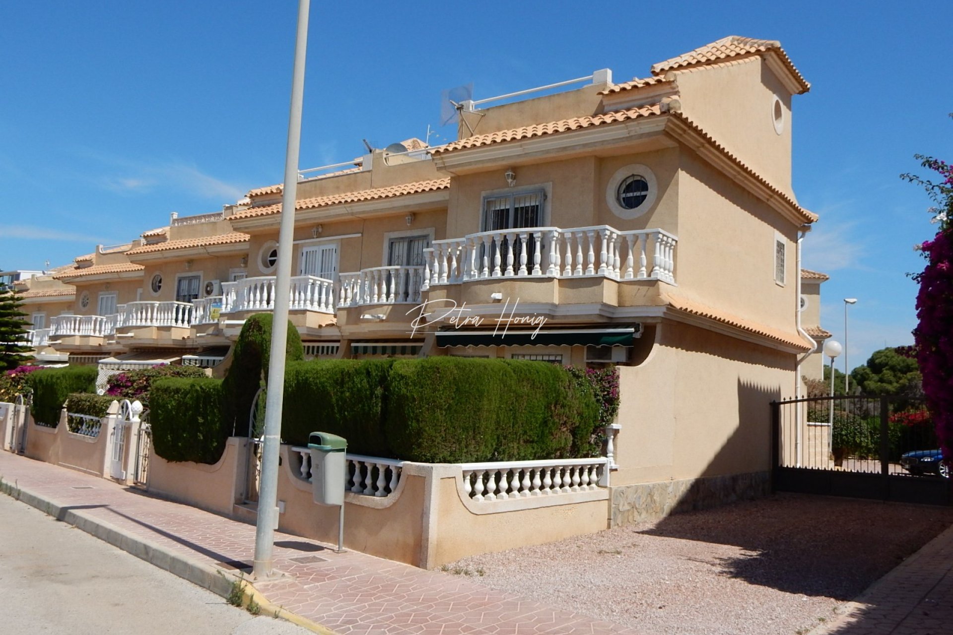 Resales - Townhouse - La Mata