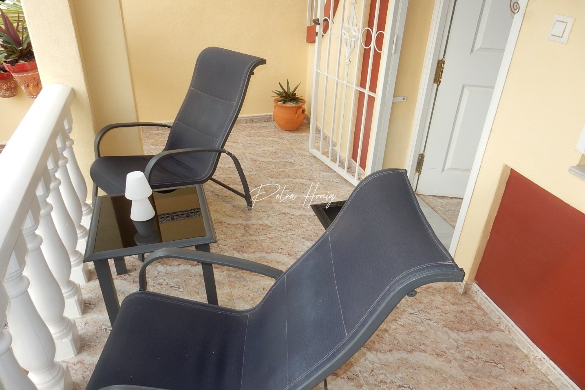 Resales - Townhouse - Lo Crispin
