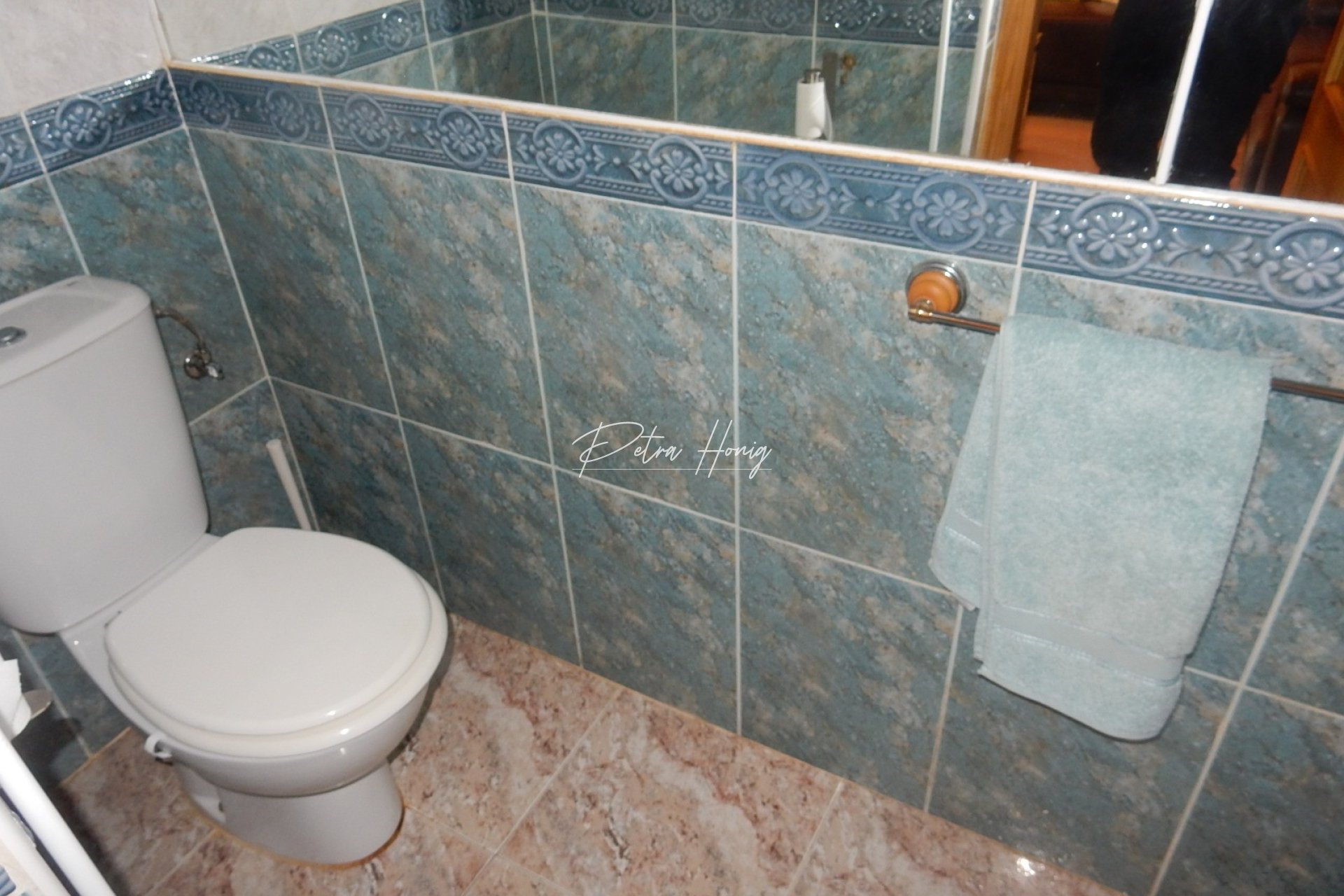 Resales - Townhouse - Lo Crispin