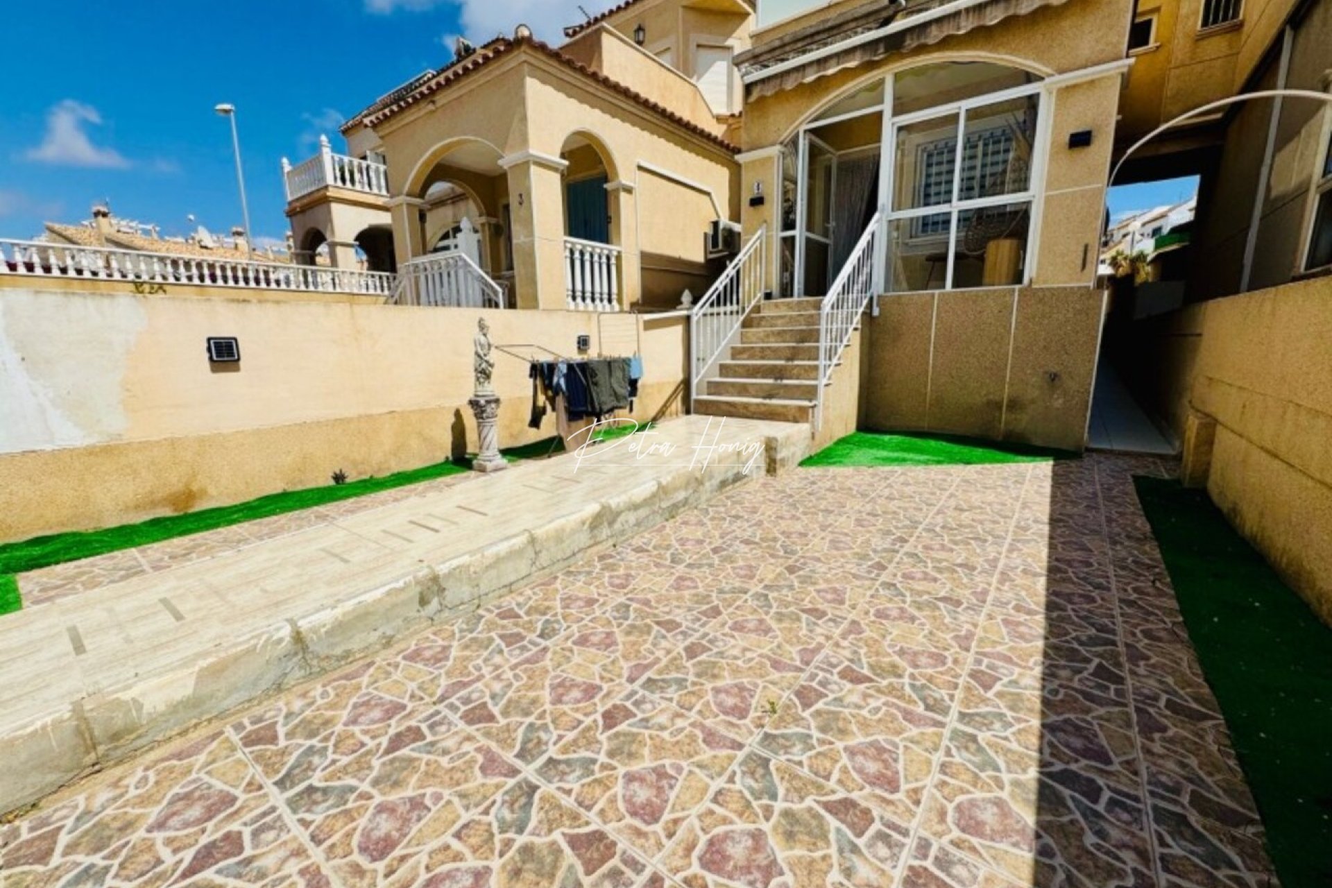 Resales - Townhouse - Los Altos