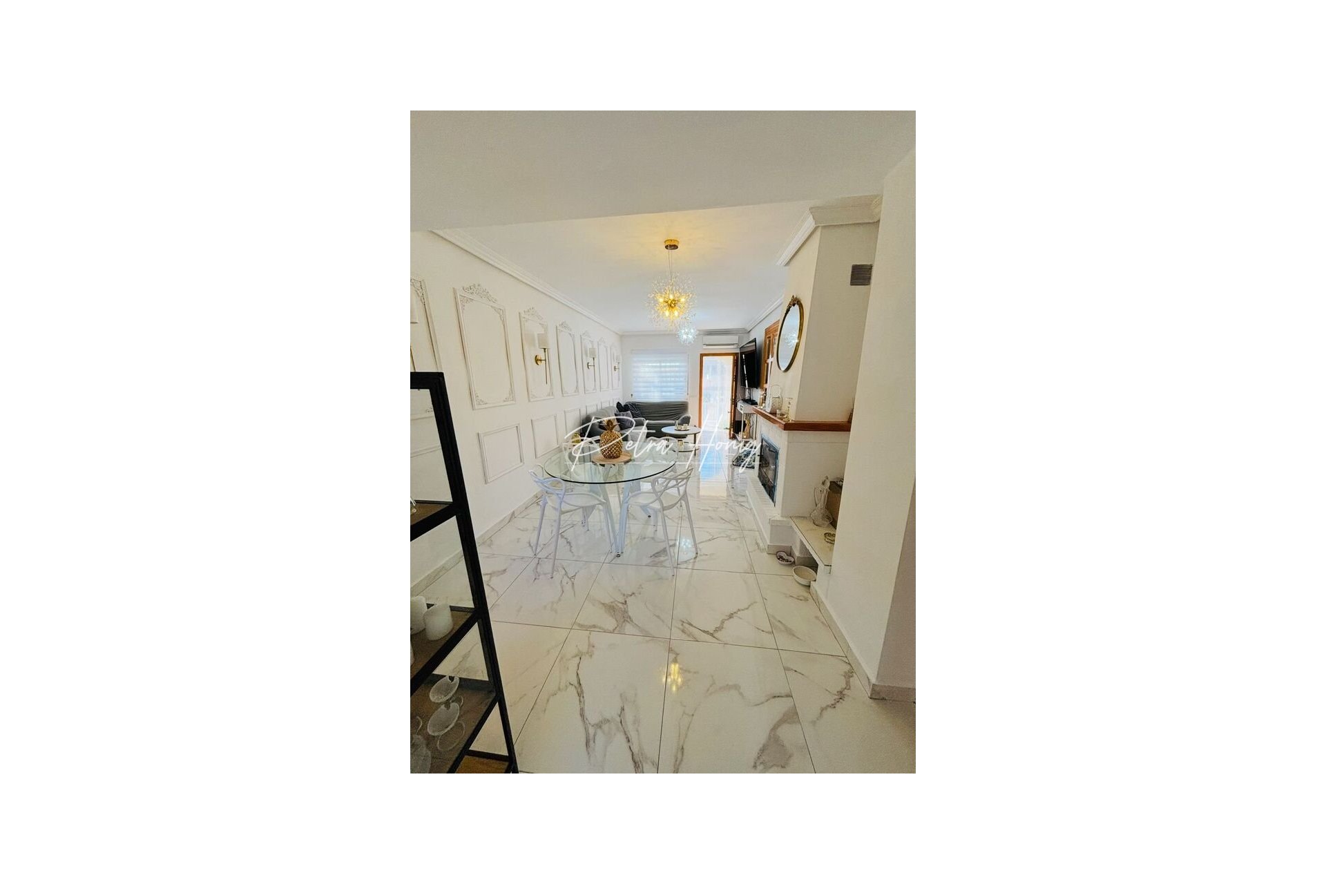 Resales - Townhouse - Los Altos