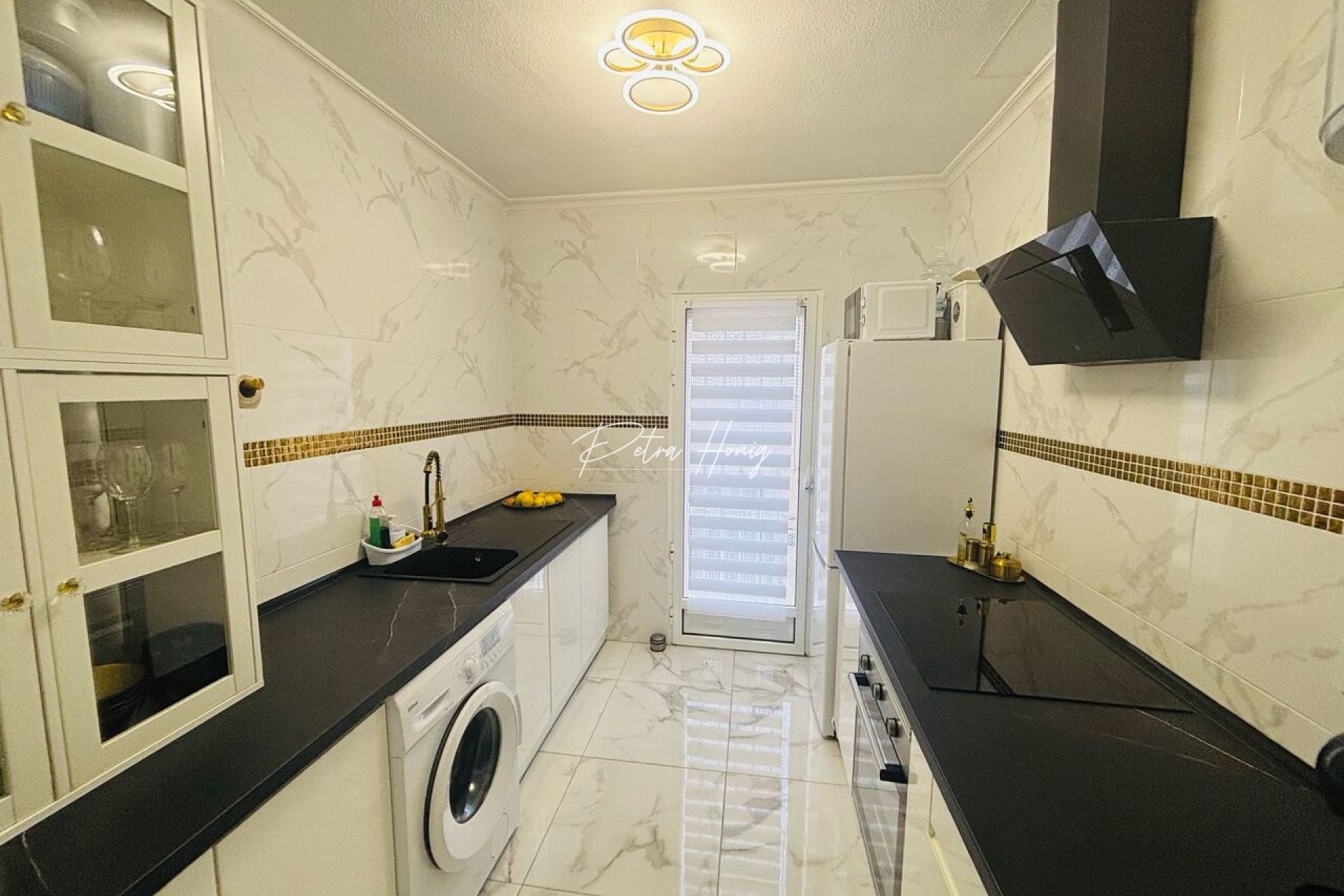Resales - Townhouse - Los Altos