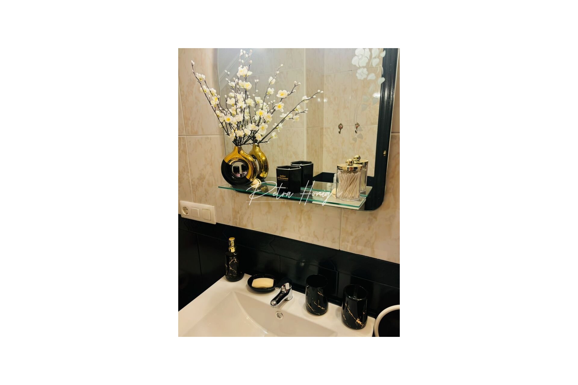 Resales - Townhouse - Los Altos