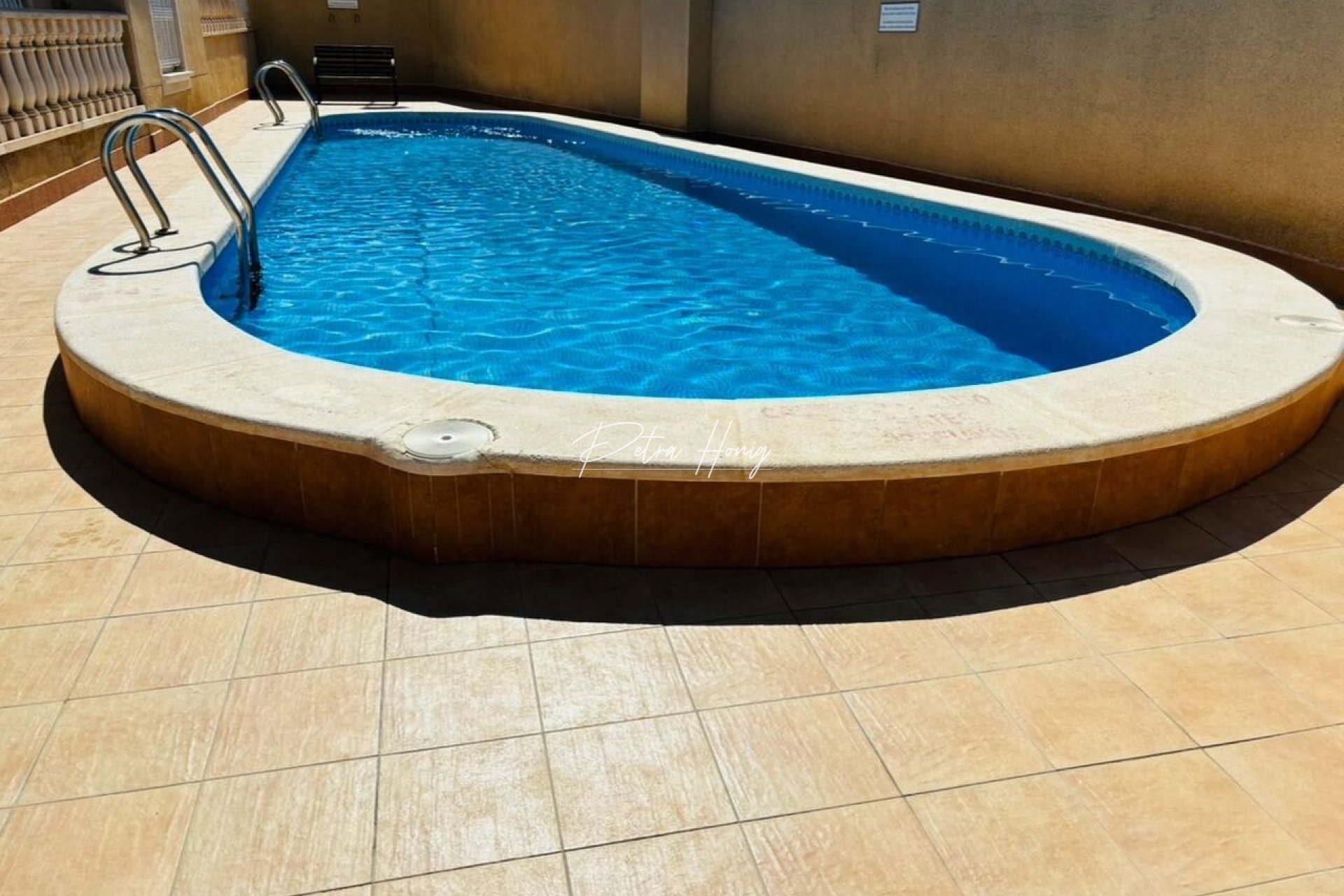 Resales - Townhouse - Los Altos
