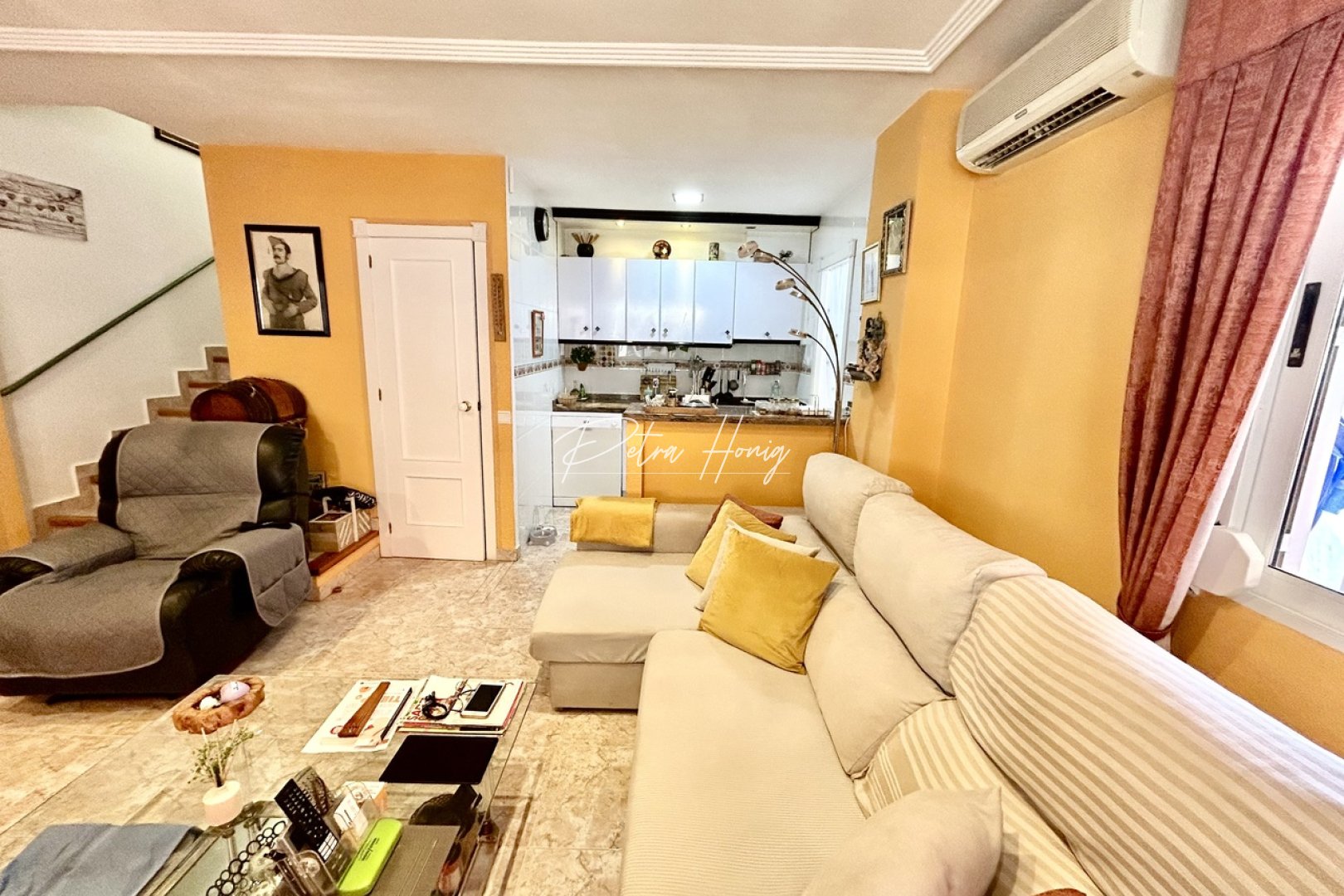 Resales - Townhouse - Los Altos