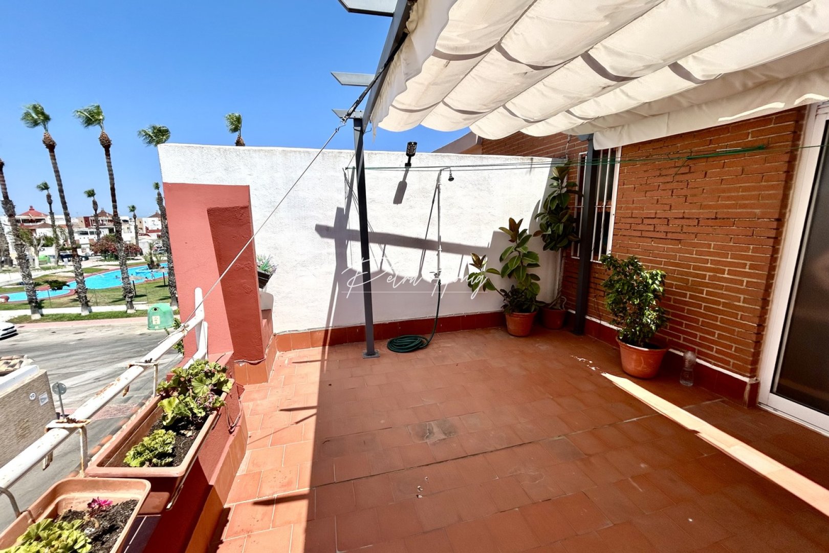 Resales - Townhouse - Los Altos
