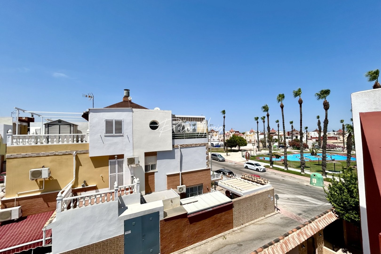 Resales - Townhouse - Los Altos