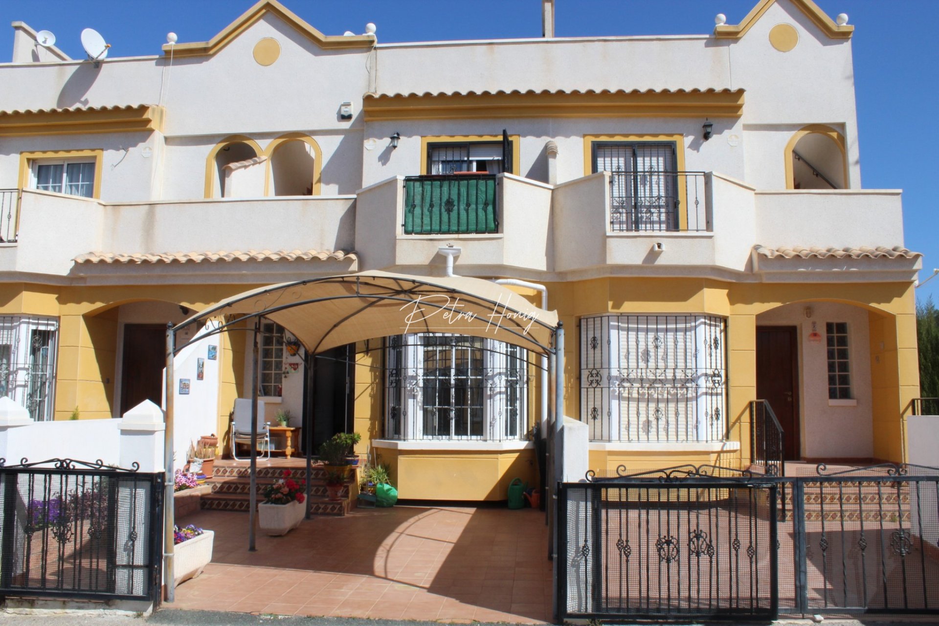Resales - Townhouse - Los Balcones - Lago Sol