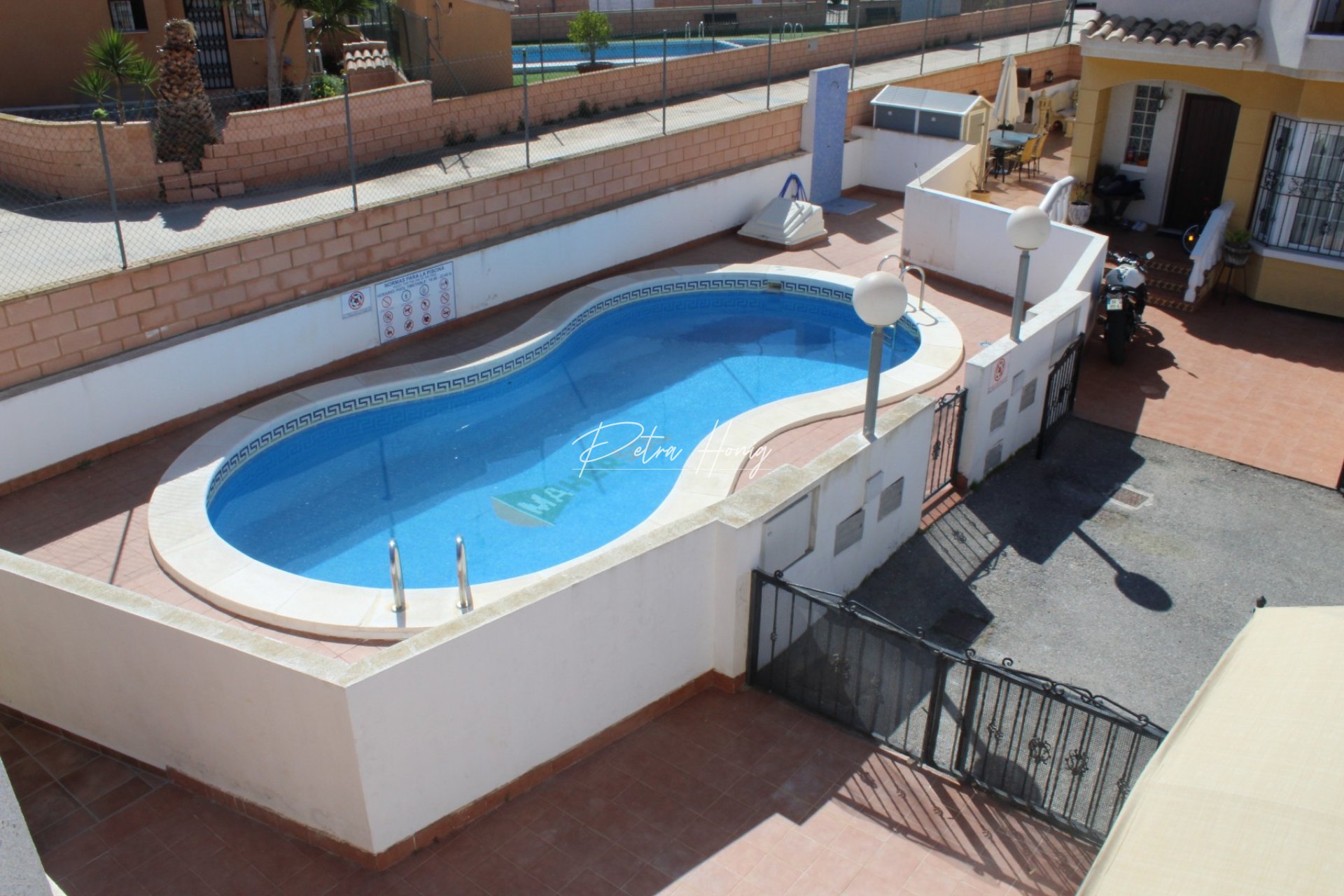 Resales - Townhouse - Los Balcones - Lago Sol