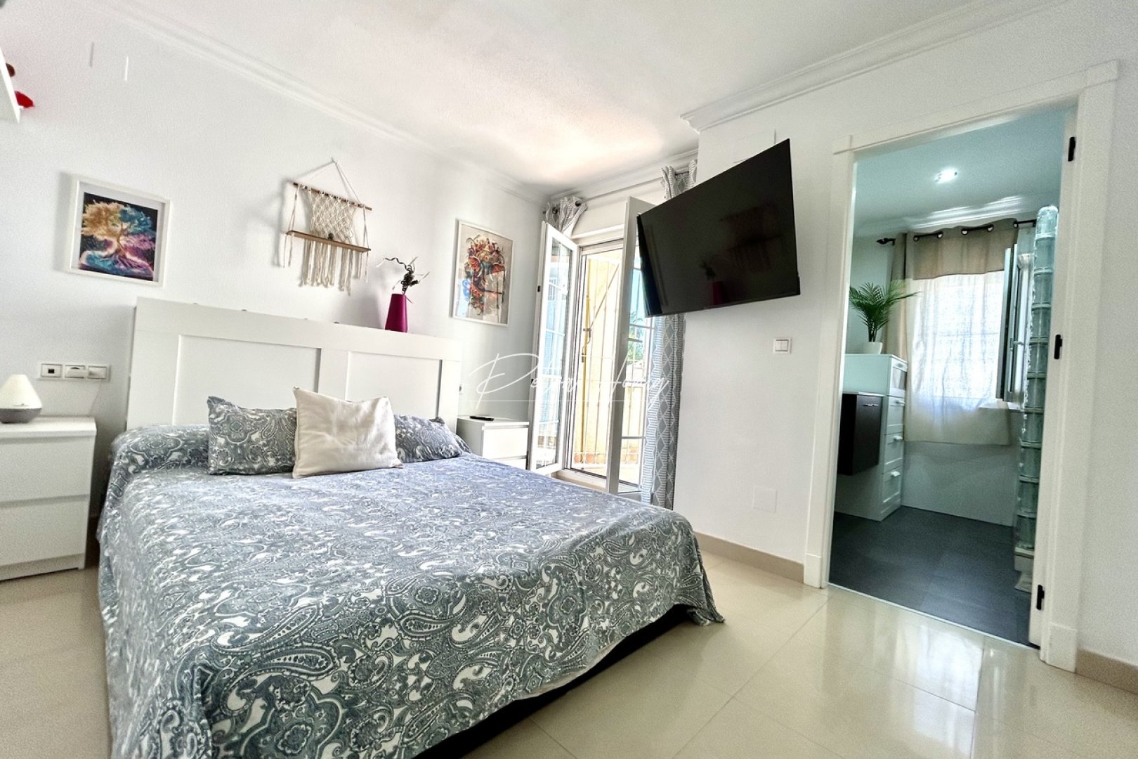 Resales - Townhouse - Other areas - Heredades