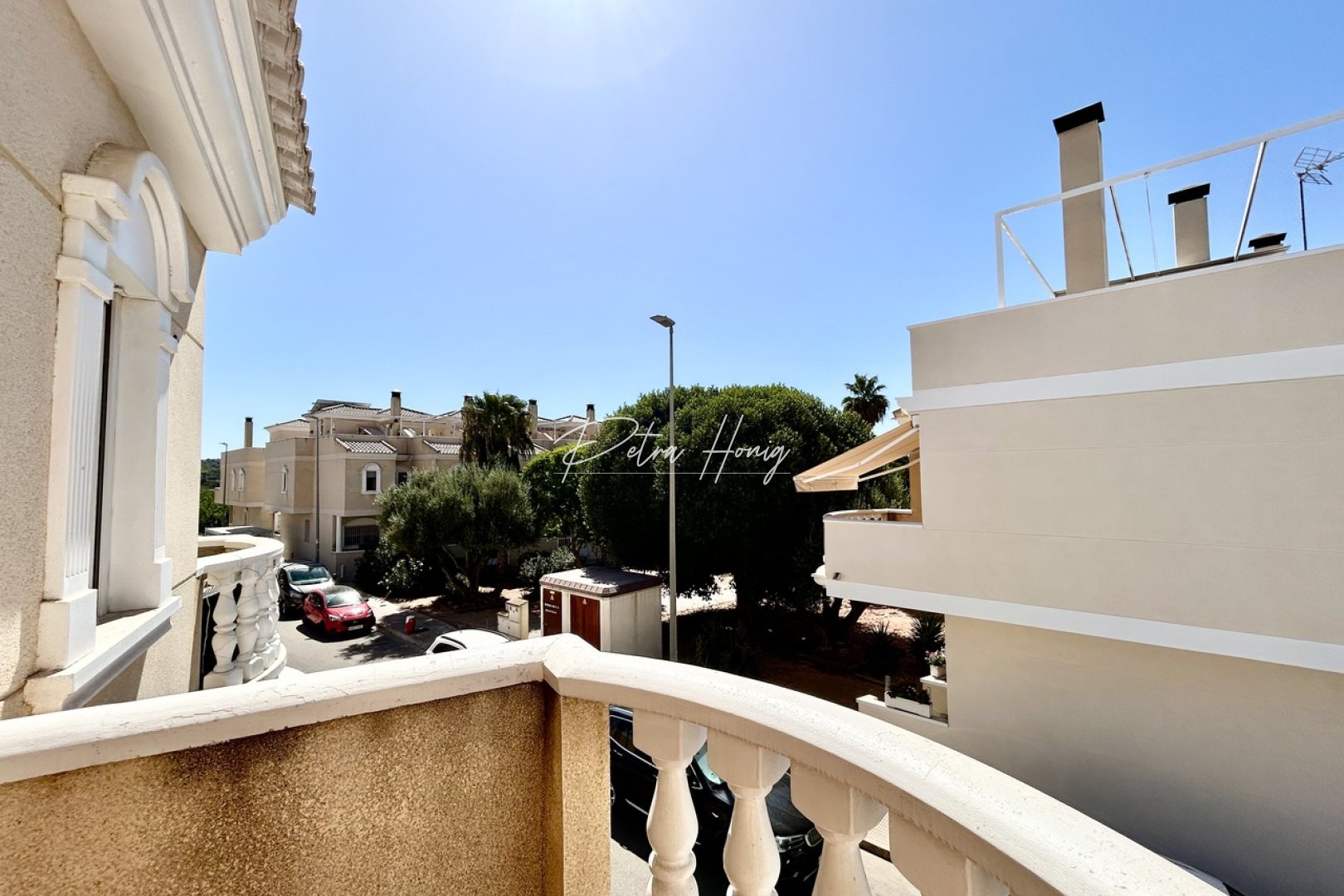Resales - Townhouse - Other areas - Heredades