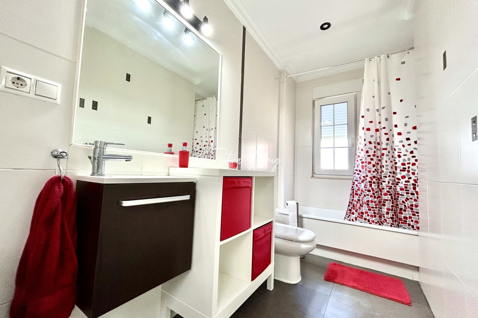Resales - Townhouse - Other areas - Heredades