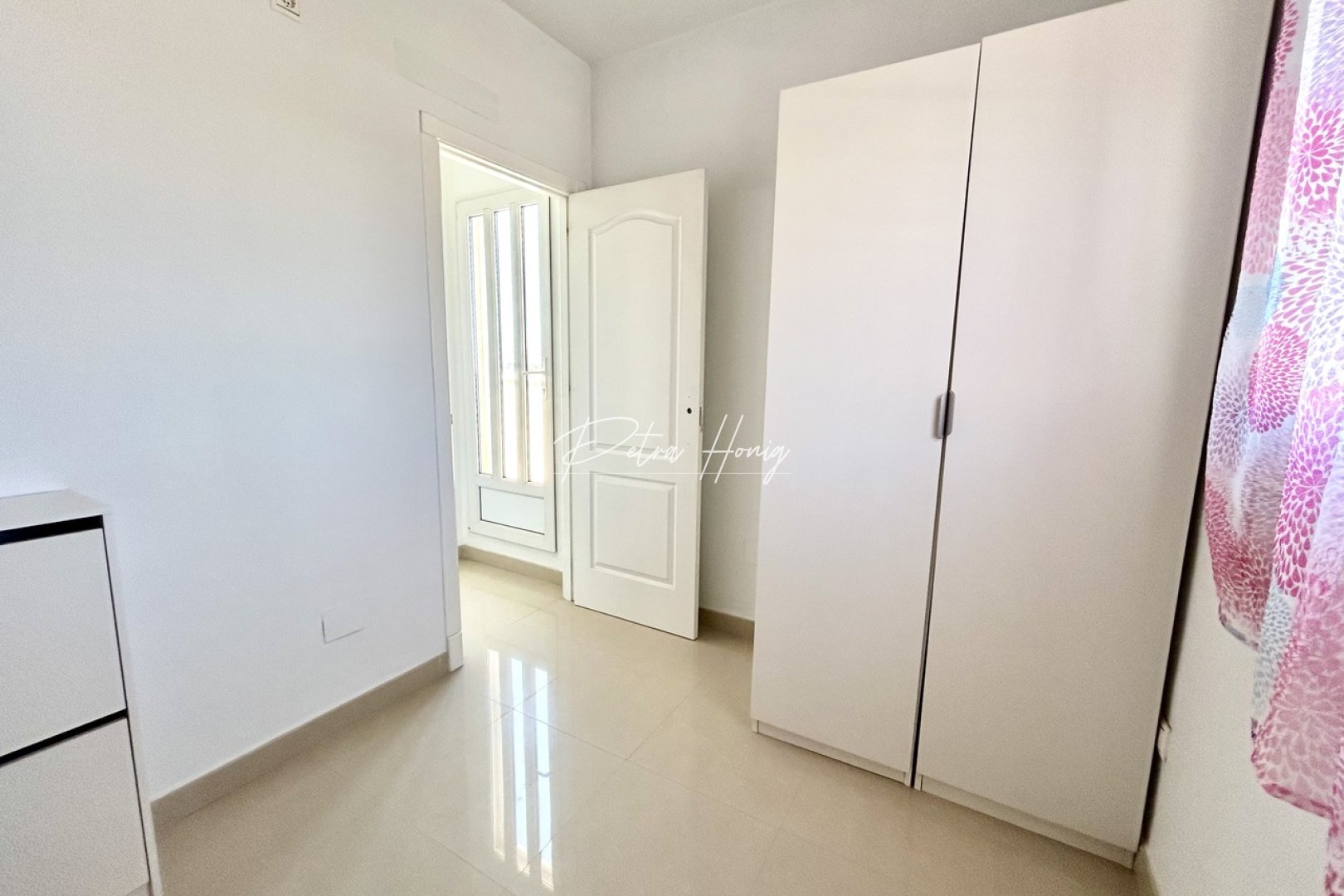 Resales - Townhouse - Other areas - Heredades