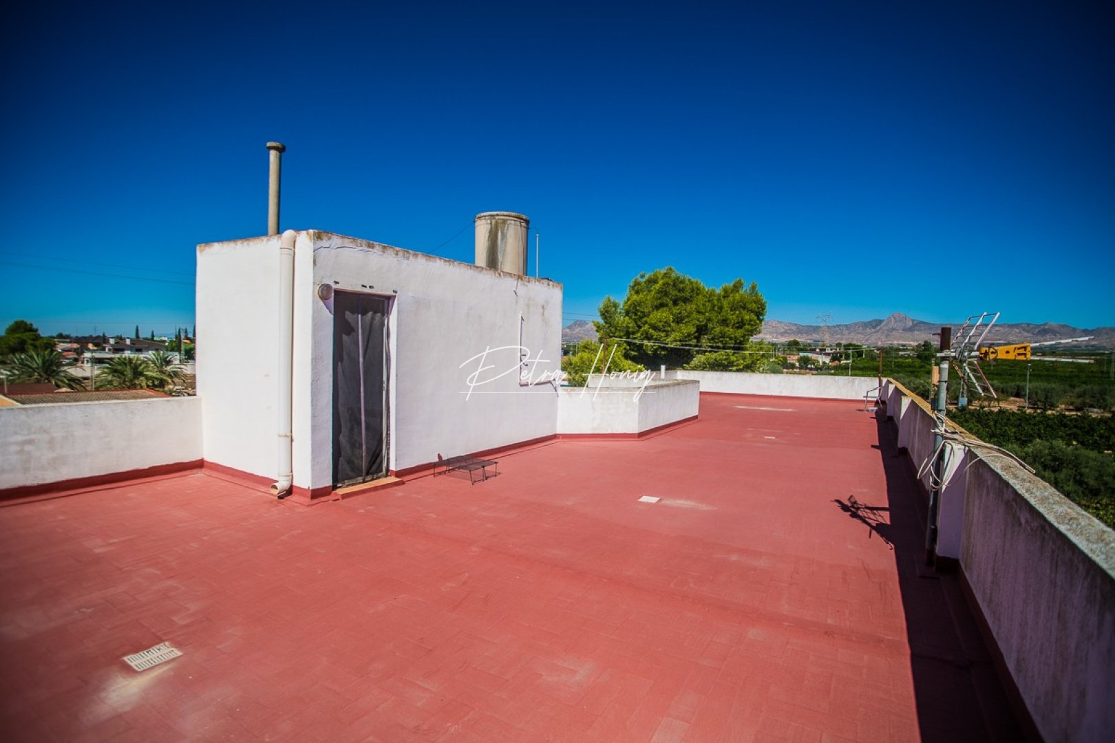 Resales - Townhouse - Other areas - Redovan