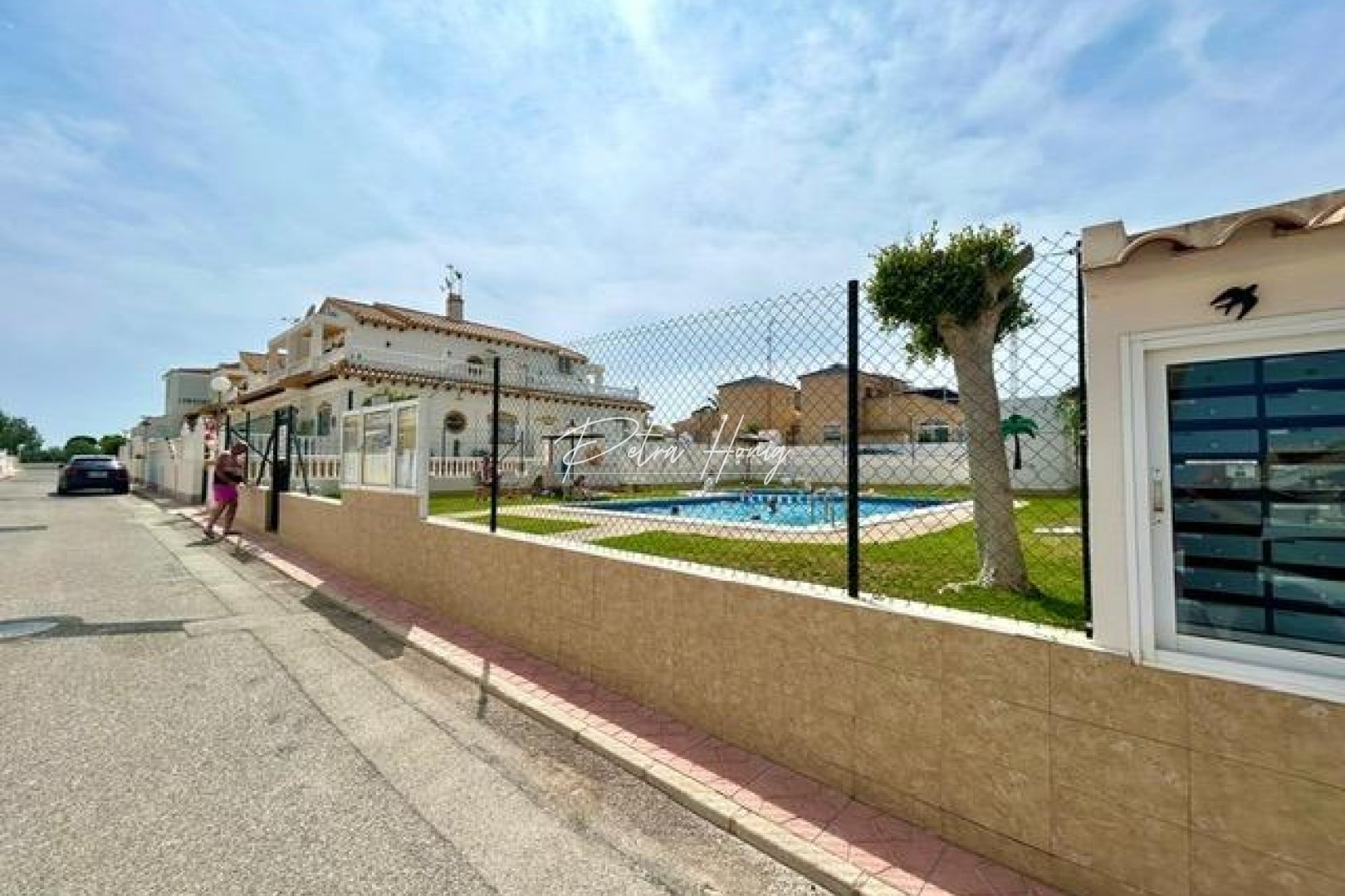 Resales - Townhouse - Other areas - Urbanización Perla del Mar