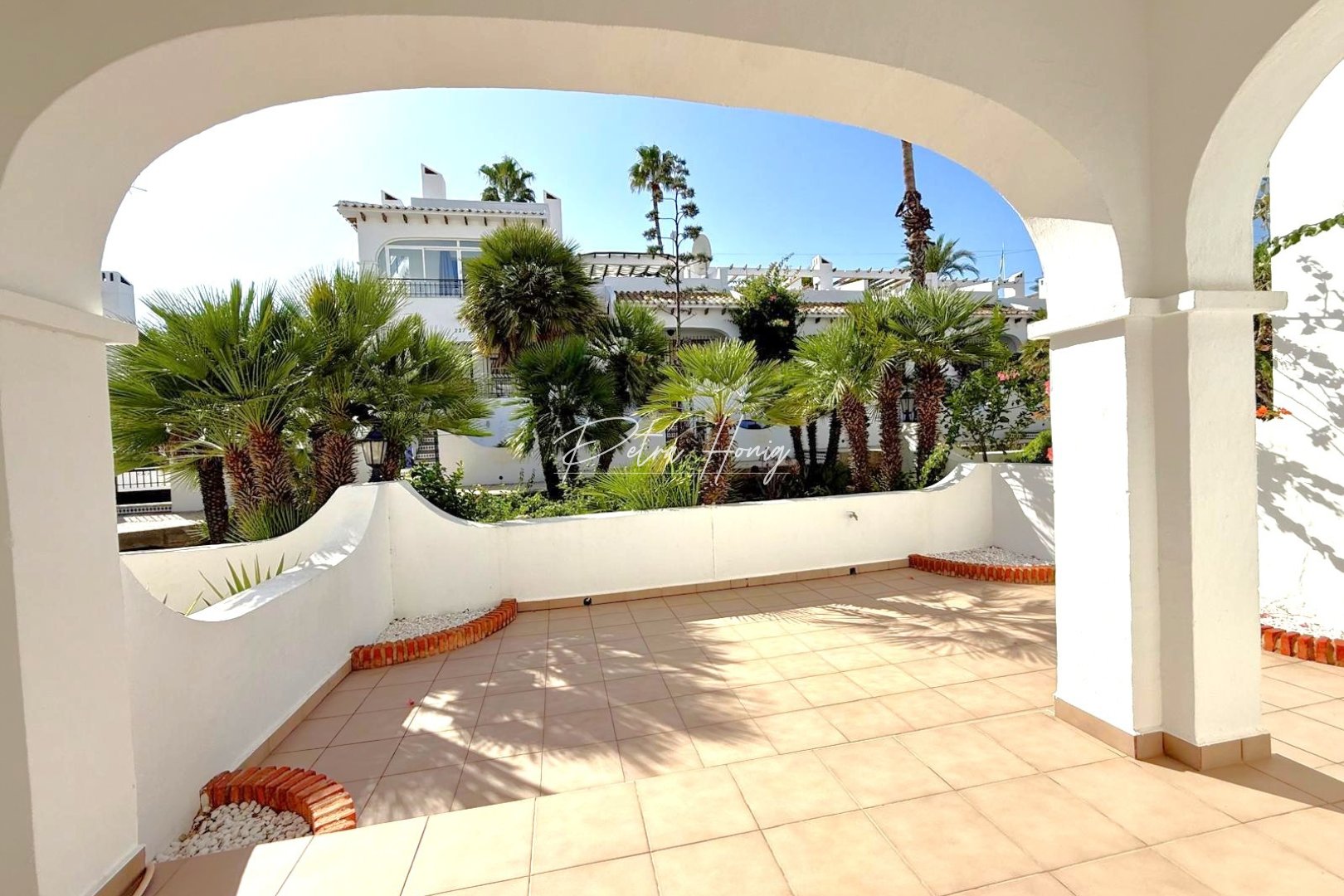 Resales - Townhouse - Villamartin