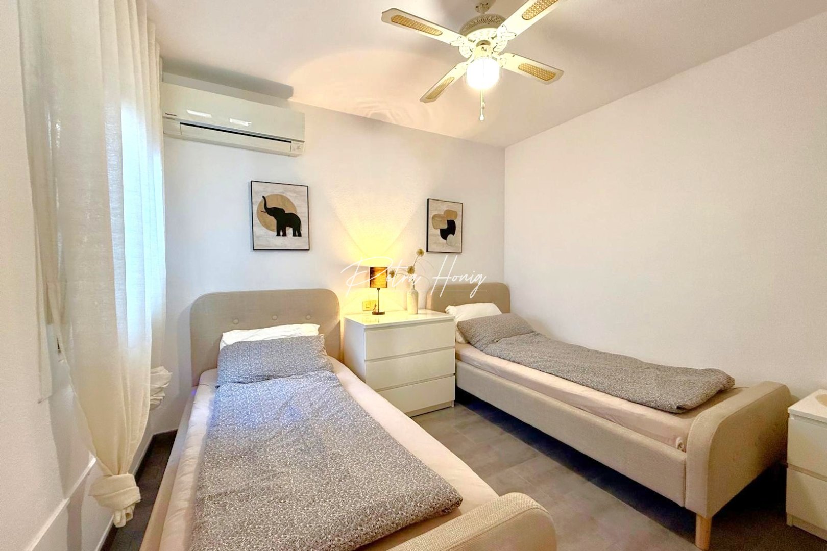 Resales - Townhouse - Villamartin