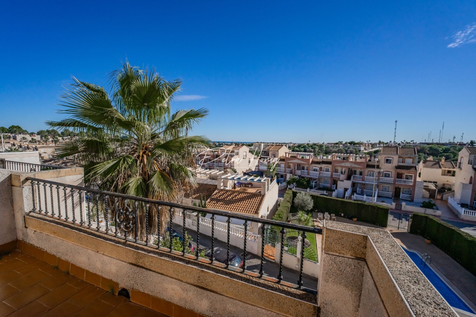 Resales - Townhouse - Villamartin