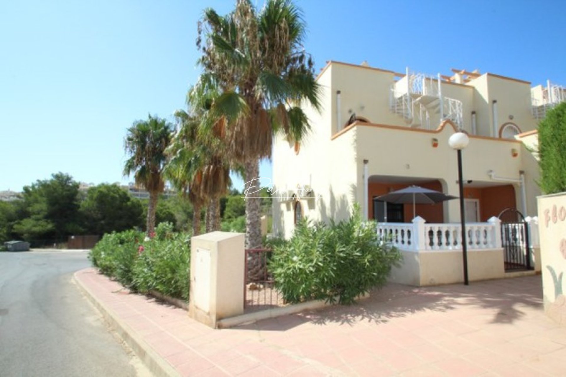 Resales - Townhouse - Villamartin