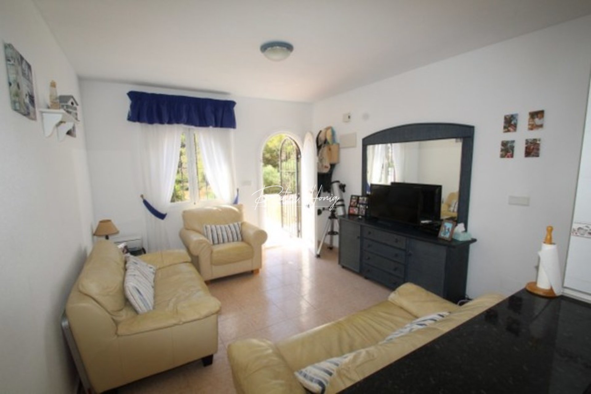 Resales - Townhouse - Villamartin