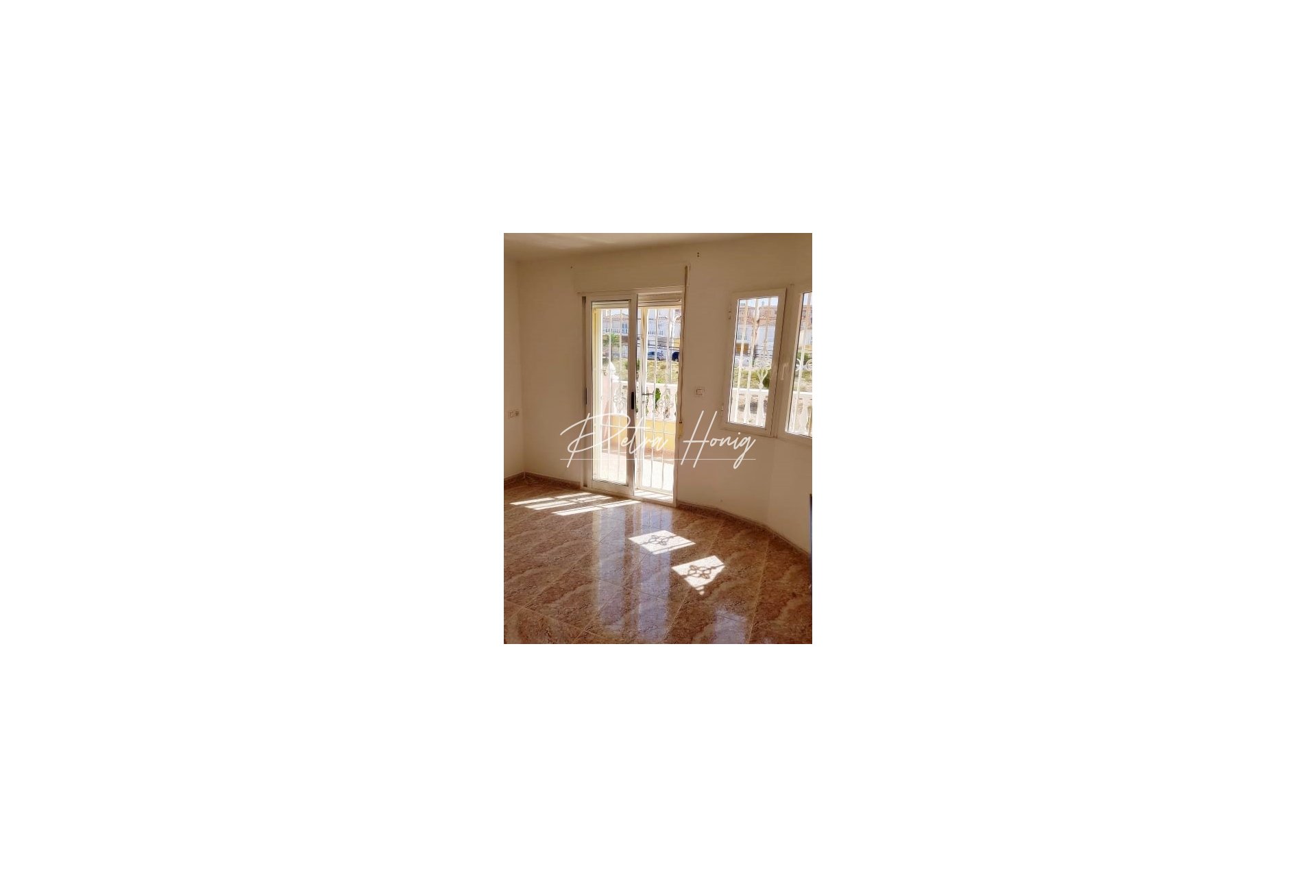 Resales - Townhouse - Villamartin