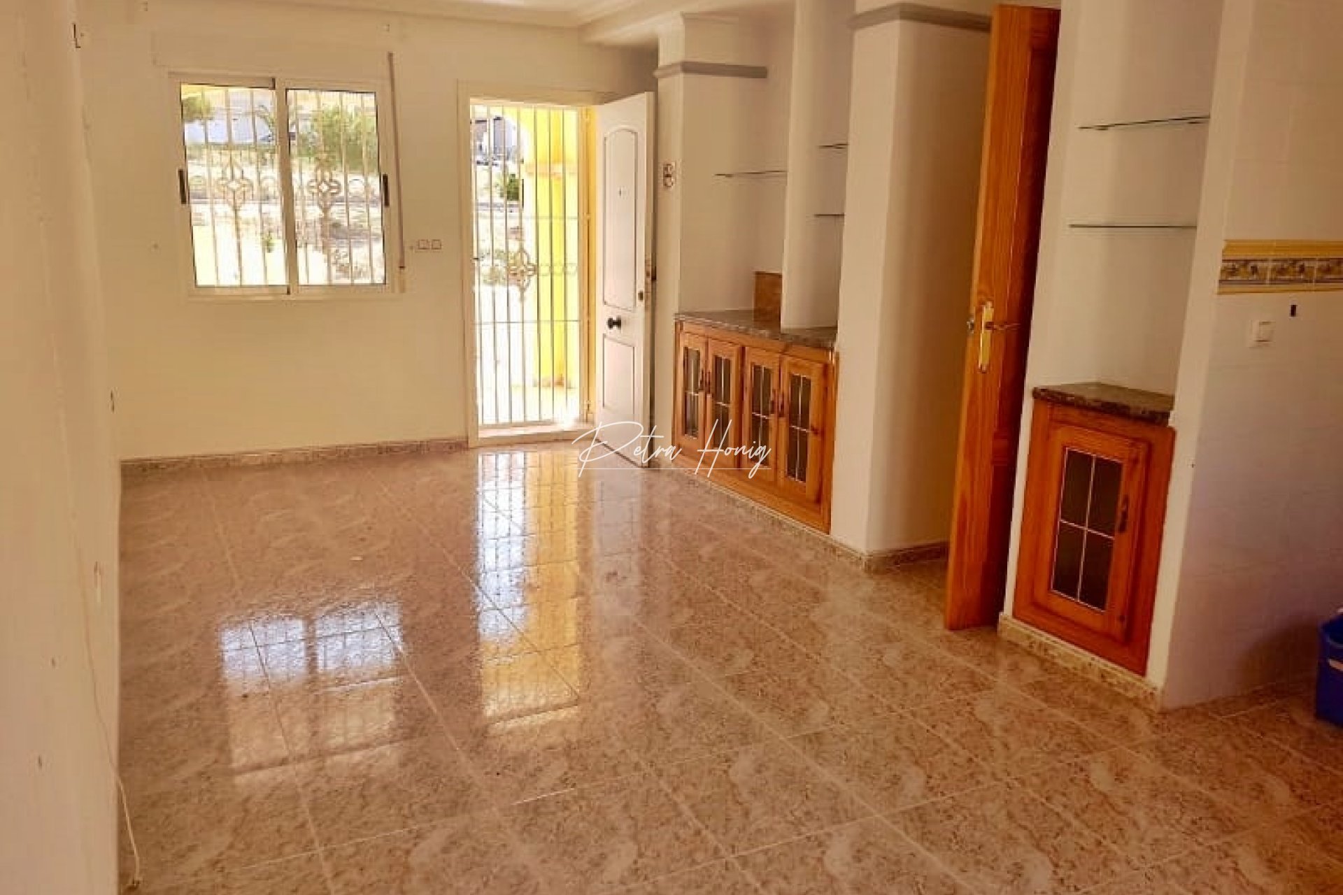 Resales - Townhouse - Villamartin