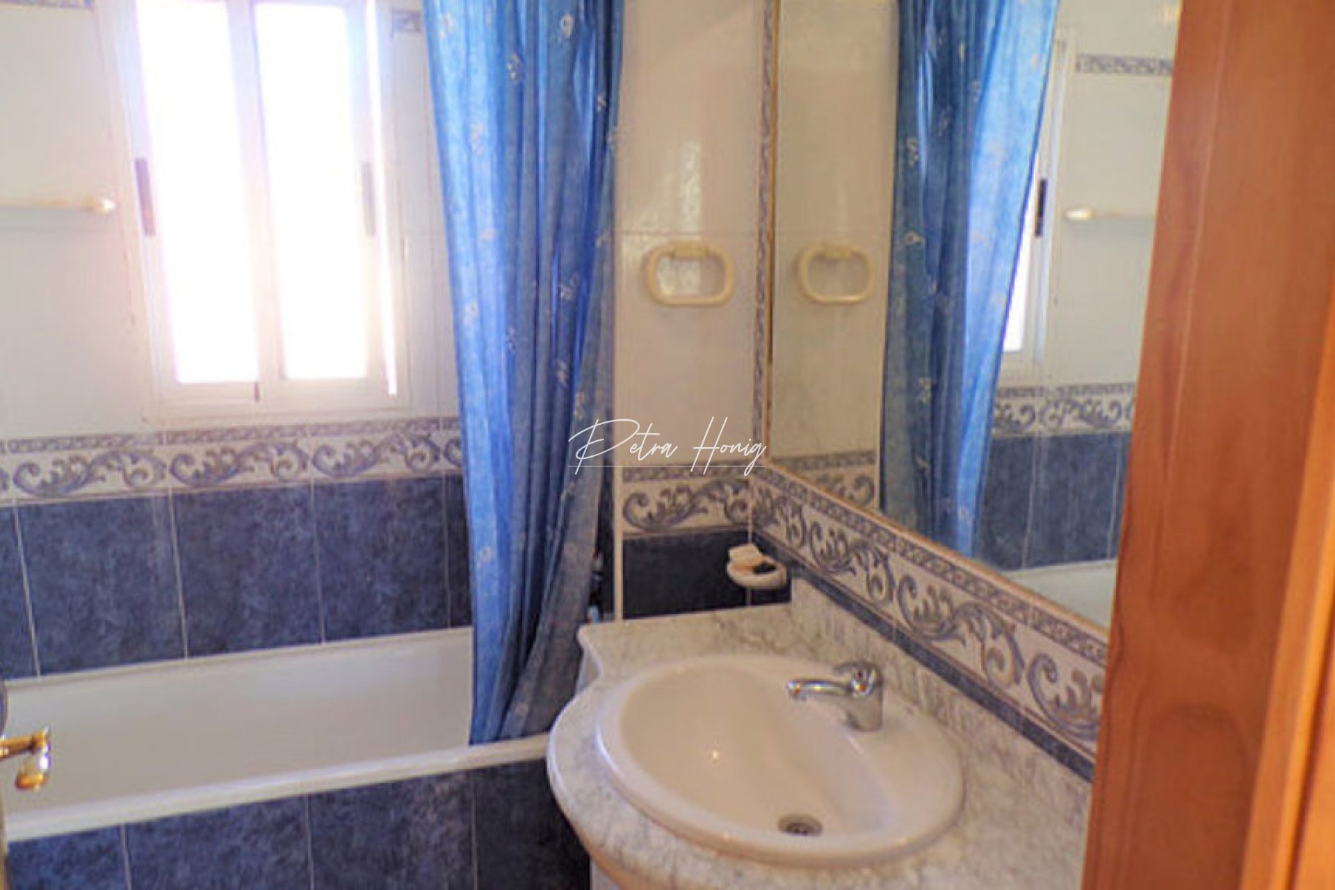 Resales - Townhouse - Villamartin