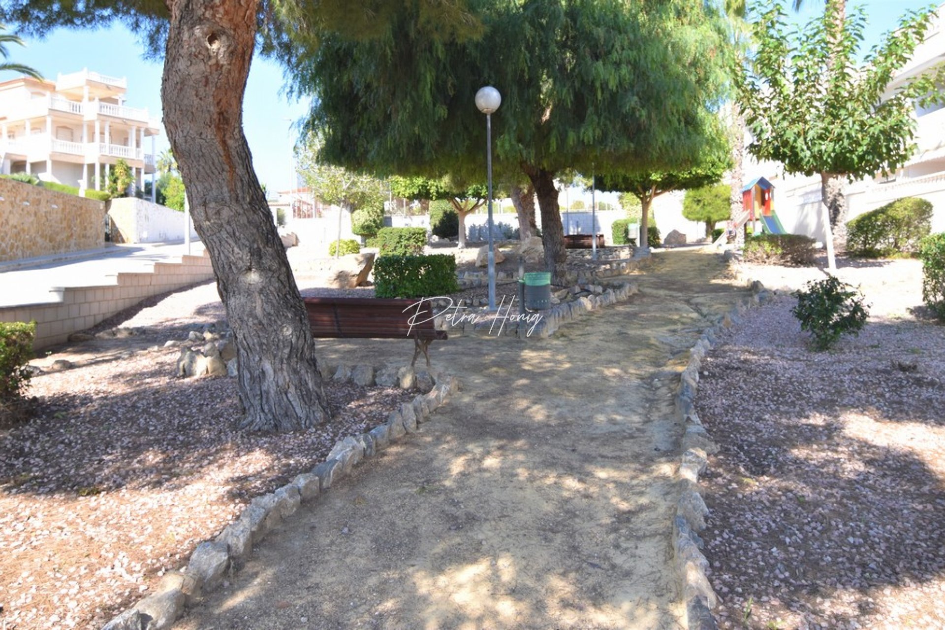 Resales - Villa - Algorfa - Montemar