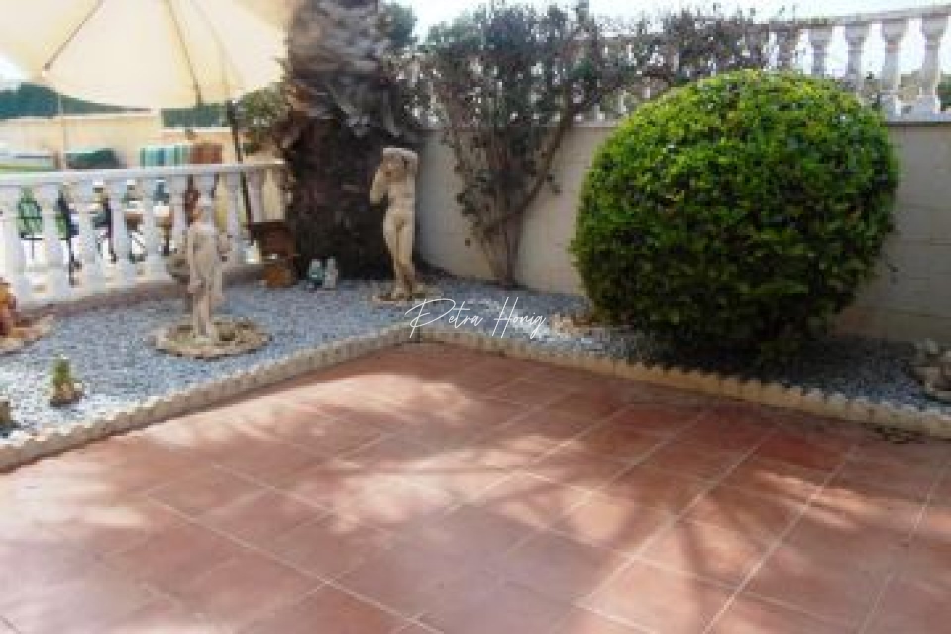 Resales - Villa - Algorfa