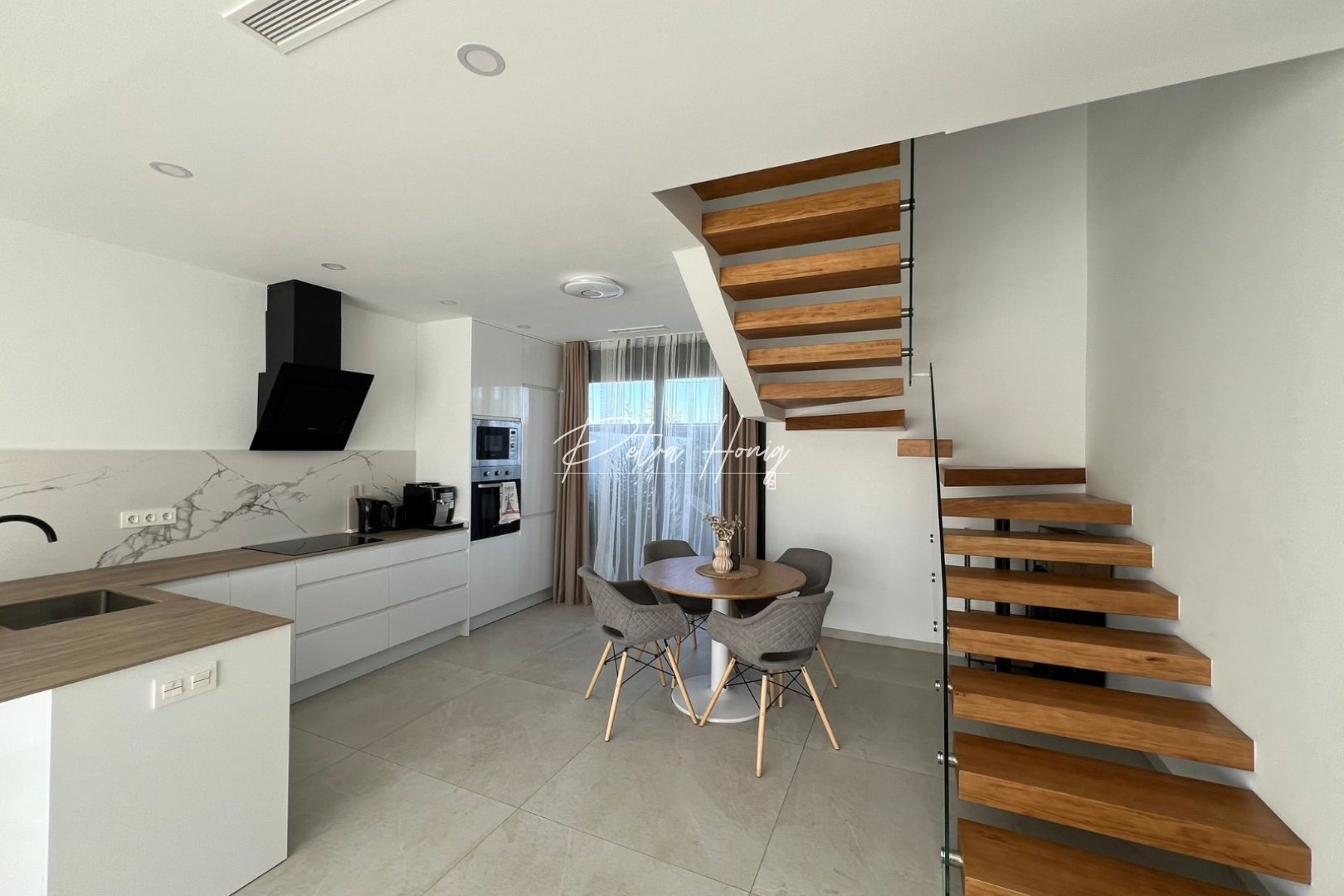 Resales - Villa - Alicante - Benijofar