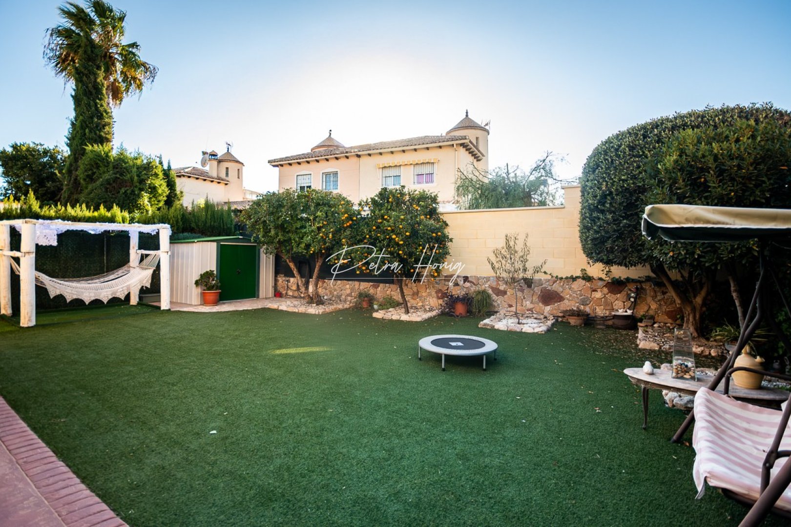 Resales - Villa - Benferri