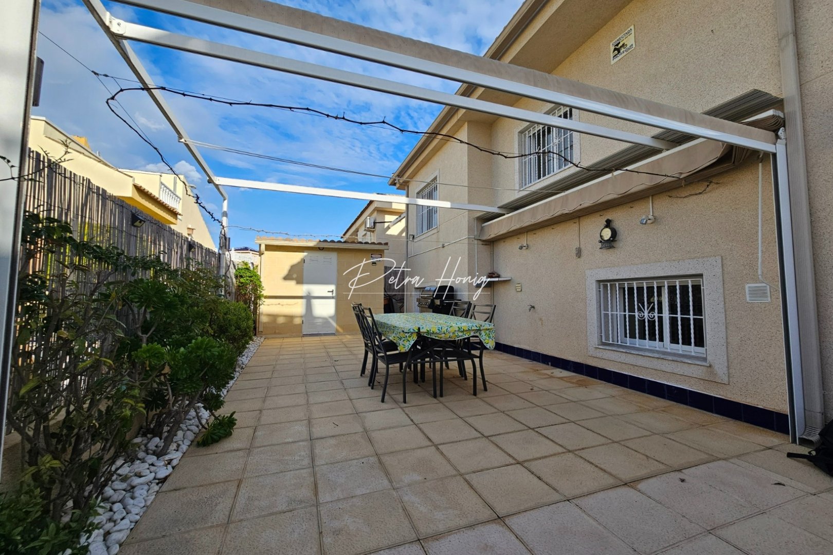 Resales - Villa - Benimar