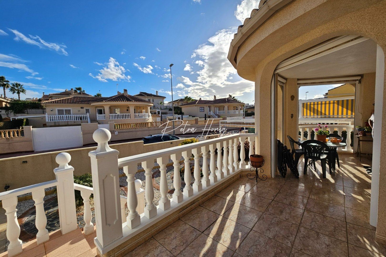 Resales - Villa - Benimar