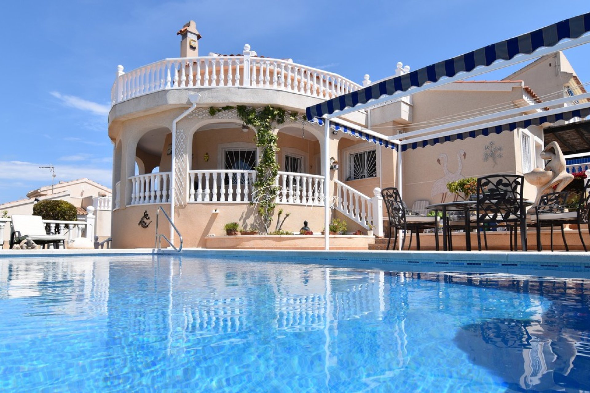 Resales - Villa - Benimar