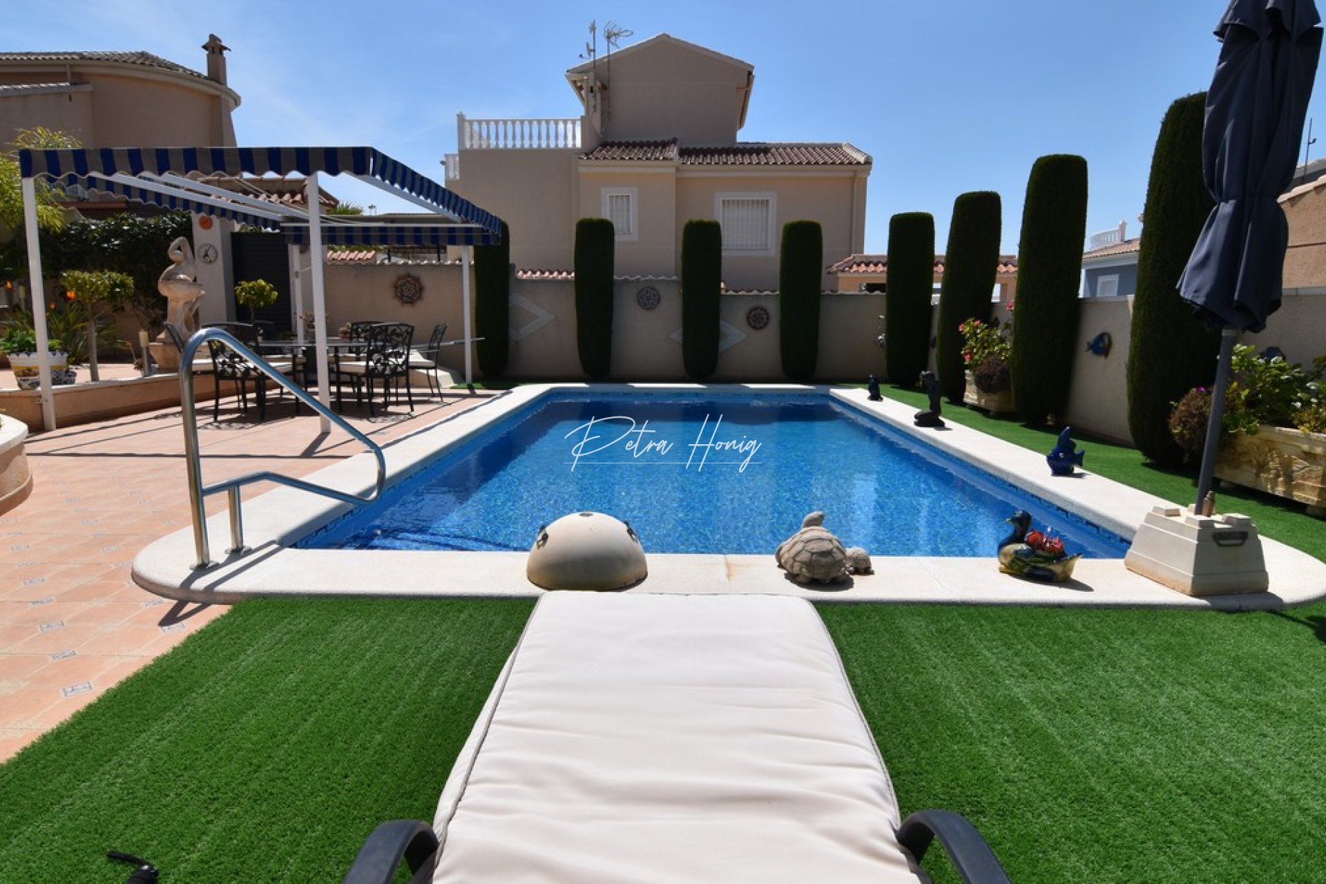 Resales - Villa - Benimar