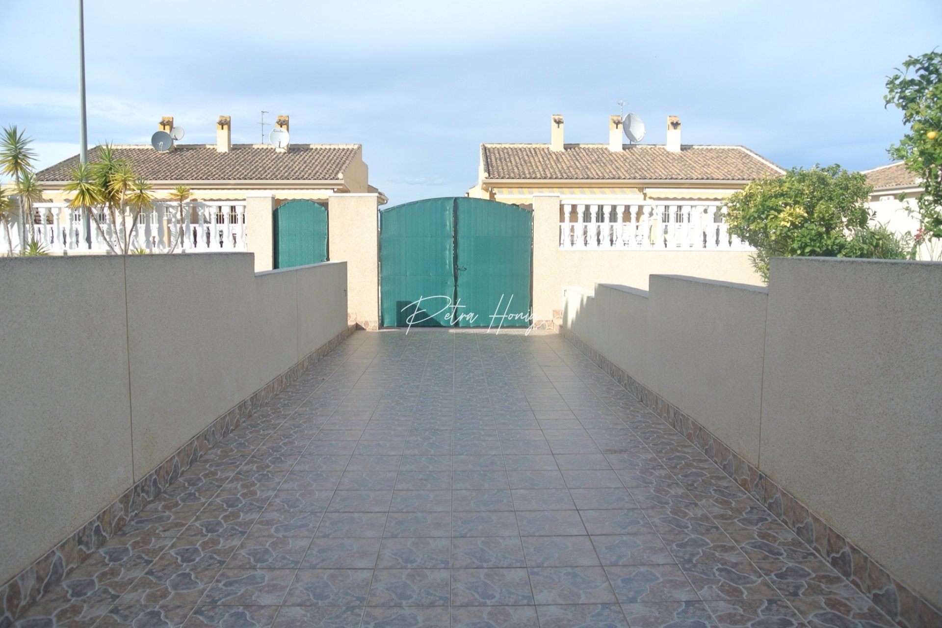 Resales - Villa - Benimar