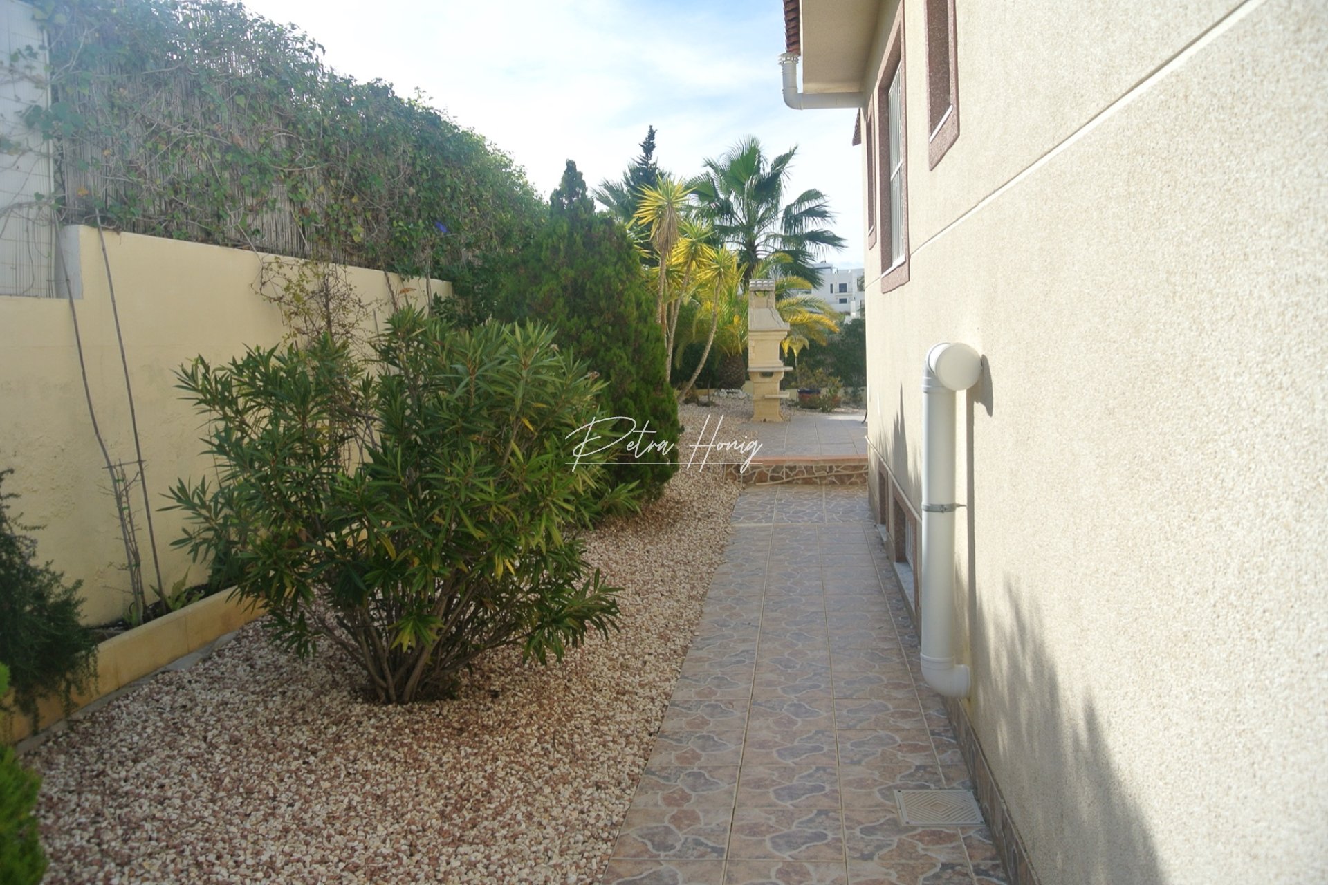 Resales - Villa - Benimar