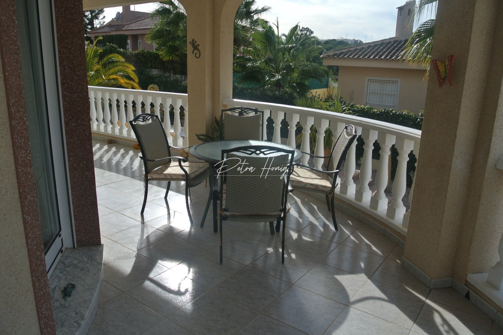 Resales - Villa - Benimar