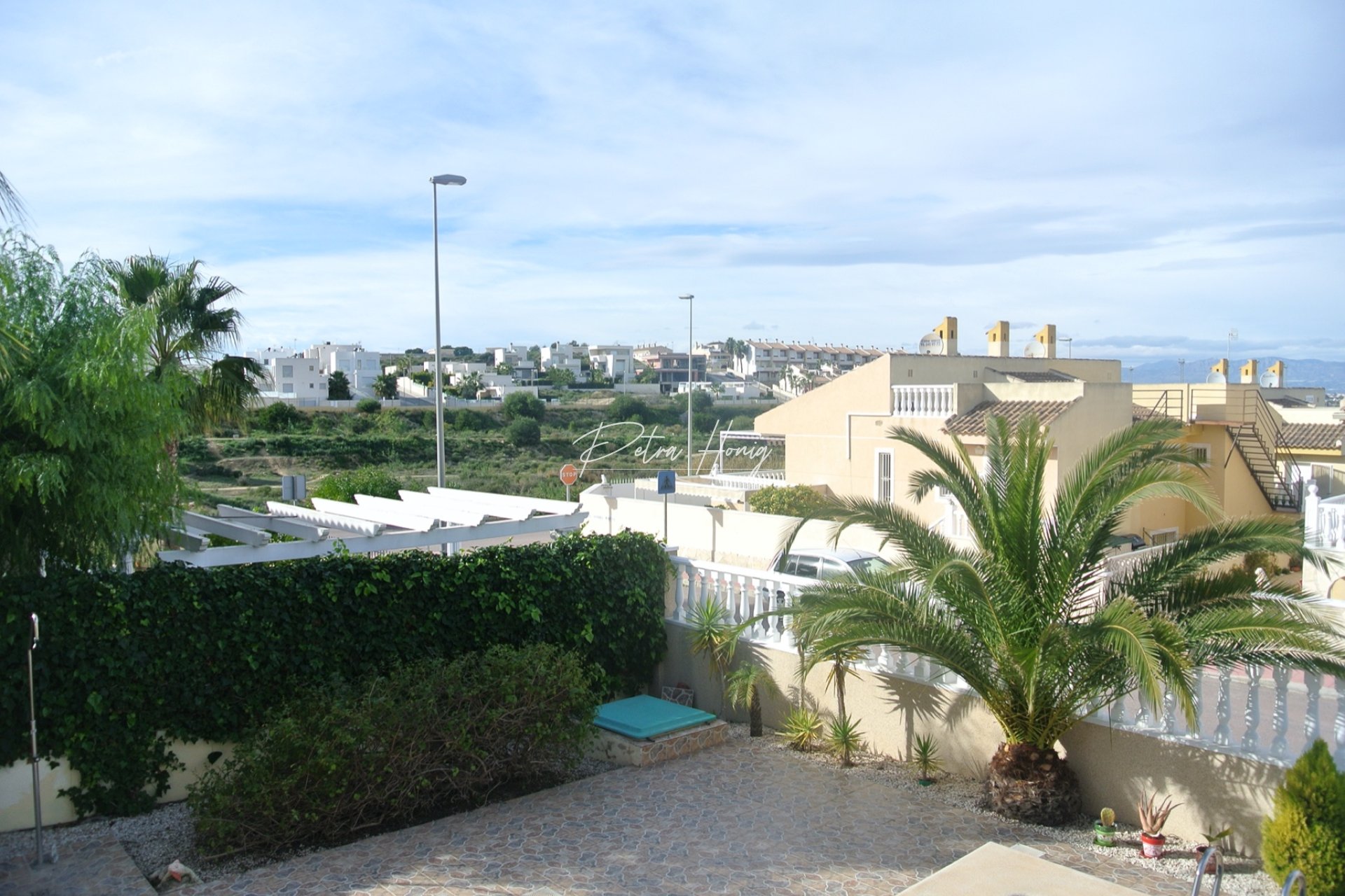 Resales - Villa - Benimar