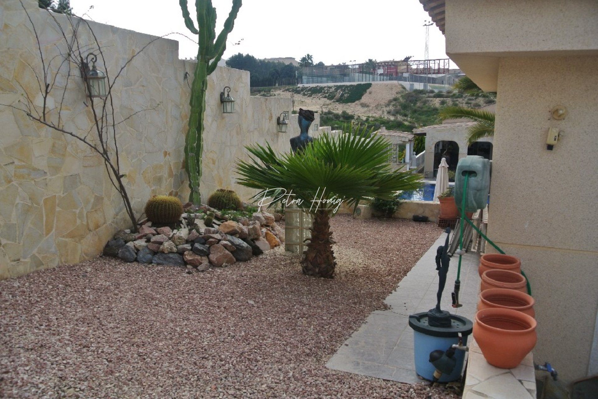 Resales - Villa - Benimar