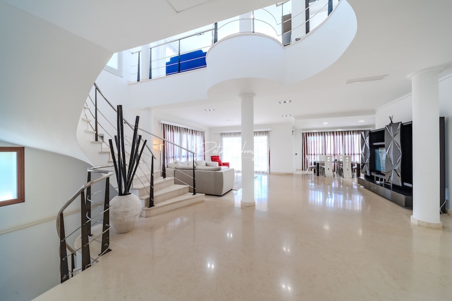 Resales - Villa - Cabo Roig