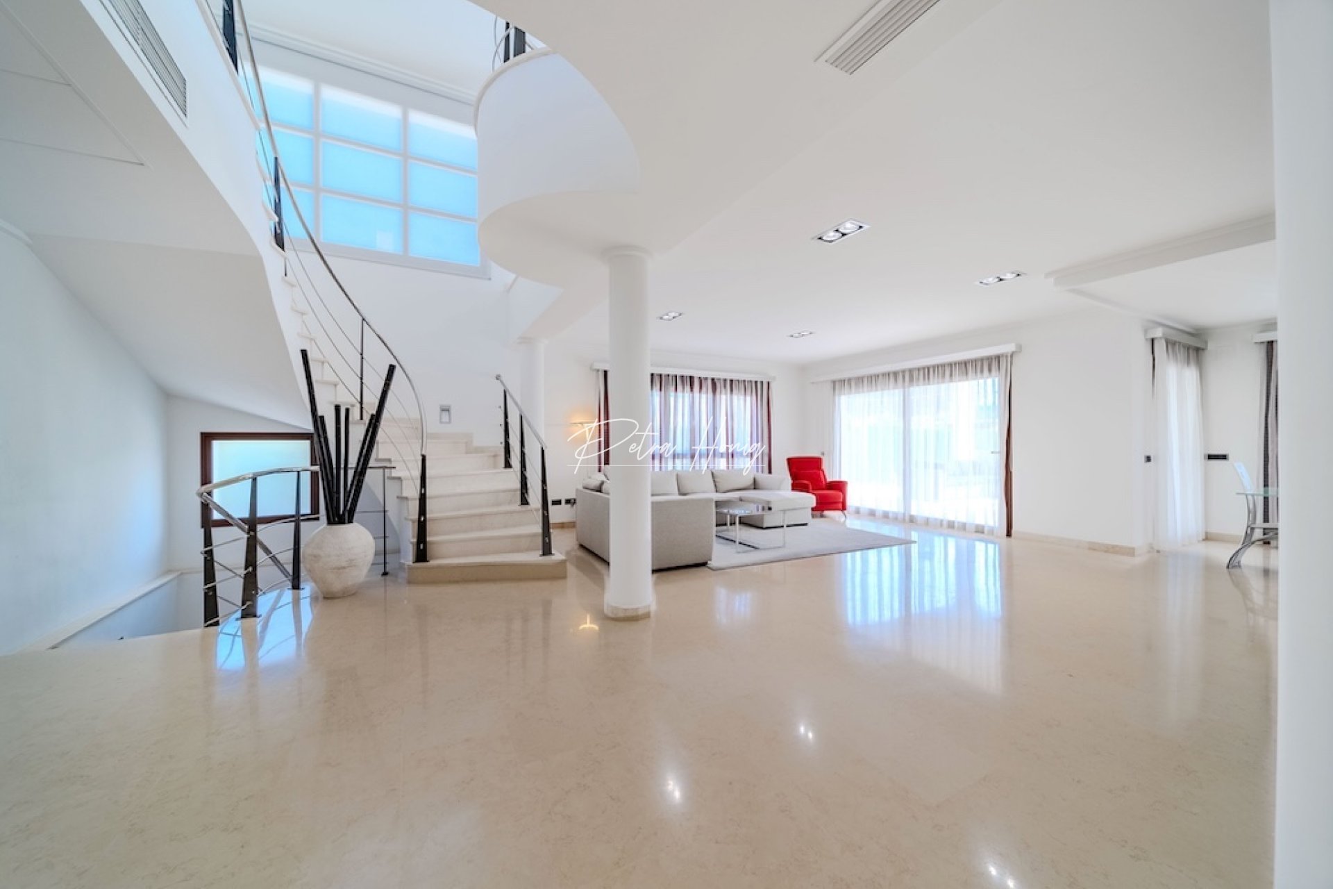 Resales - Villa - Cabo Roig