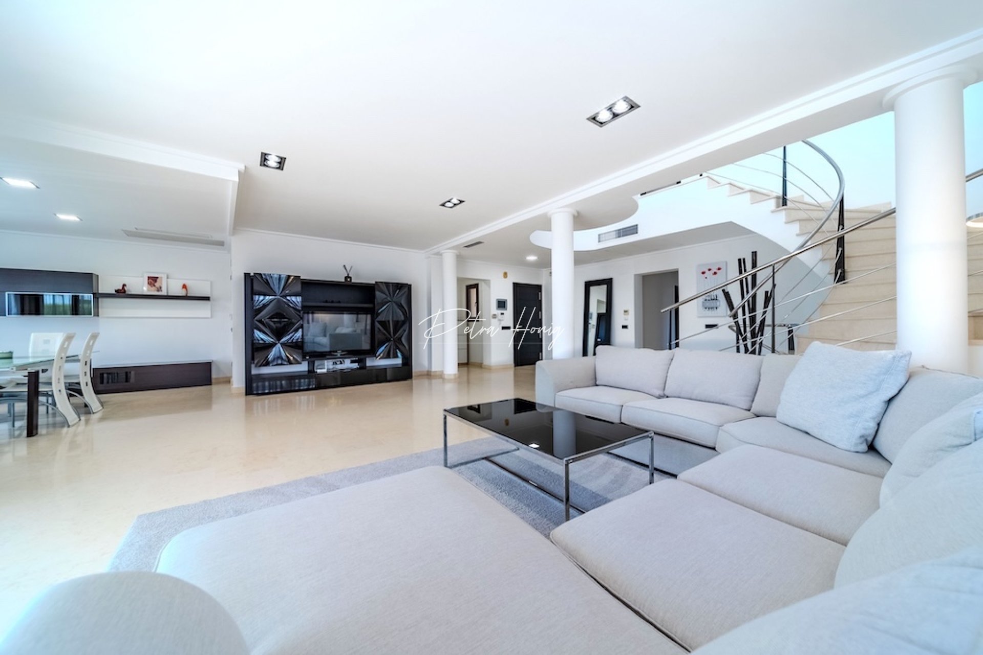 Resales - Villa - Cabo Roig