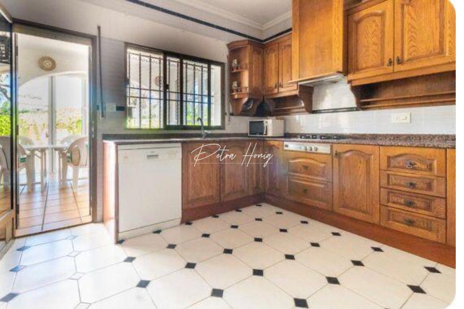 Resales - Villa - Cabo Roig