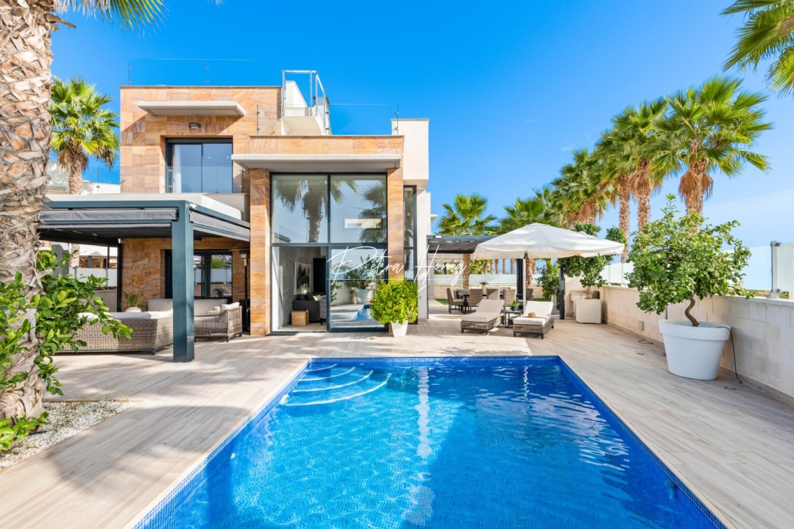 Resales - Villa - Cabo Roig