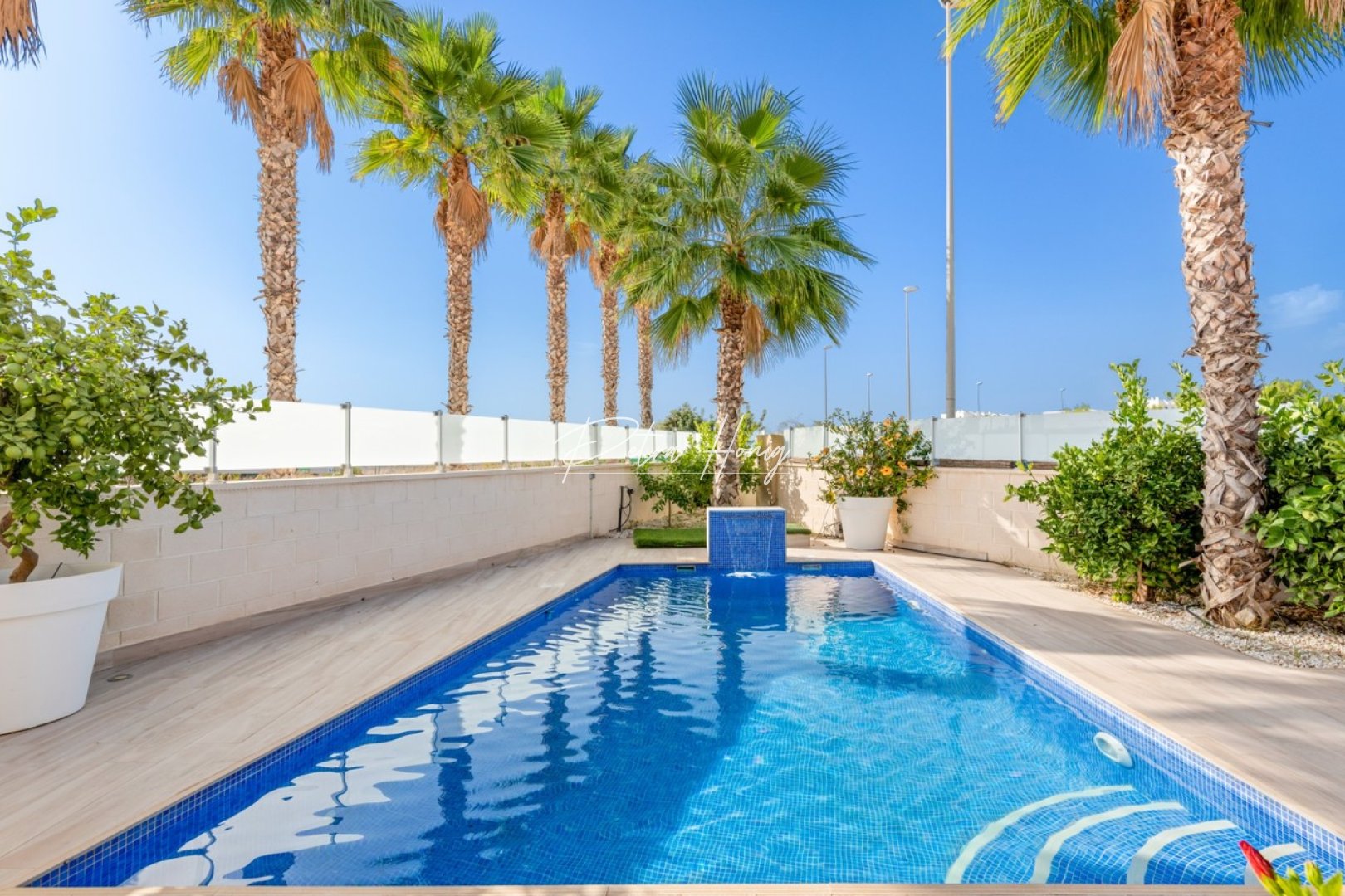 Resales - Villa - Cabo Roig