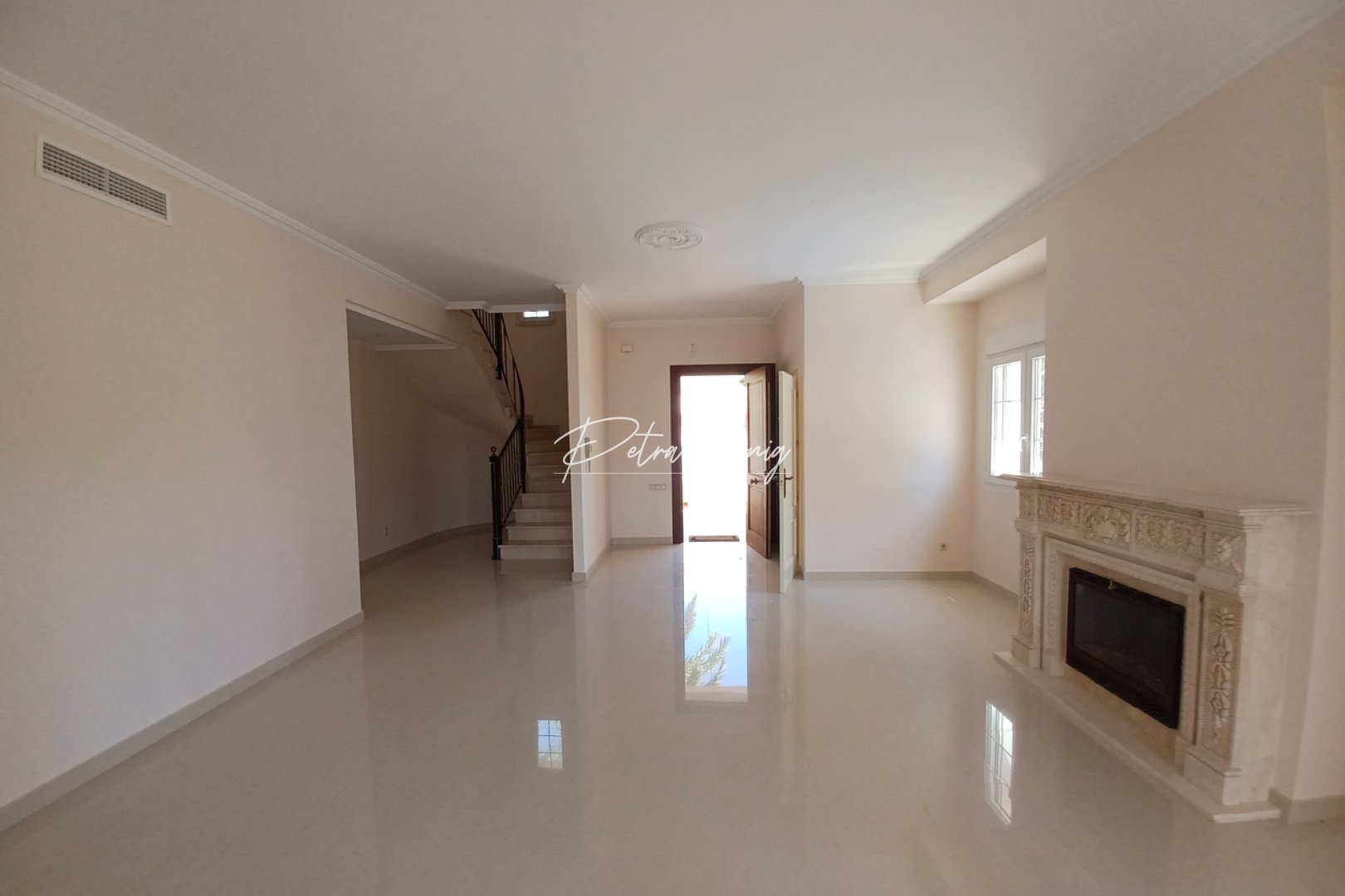 Resales - Villa - Cabo Roig