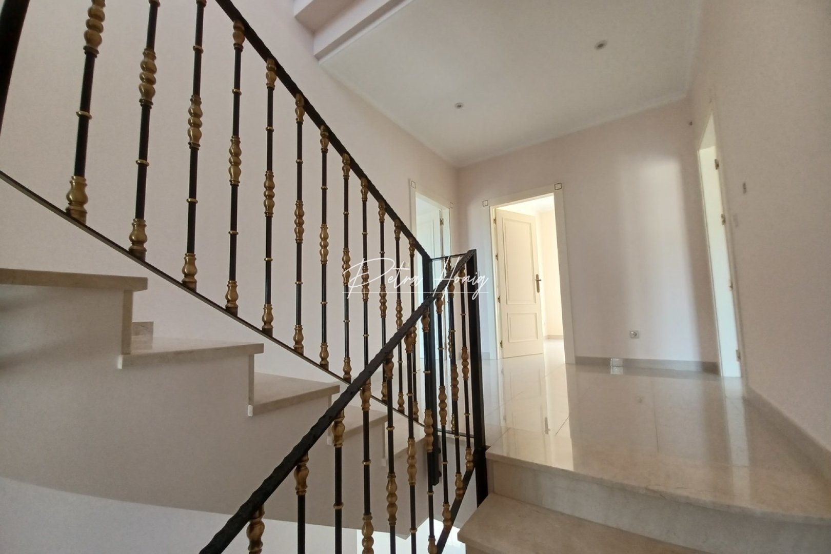 Resales - Villa - Cabo Roig