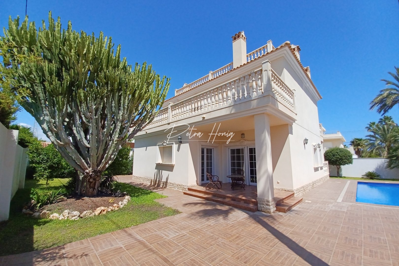 Resales - Villa - Cabo Roig